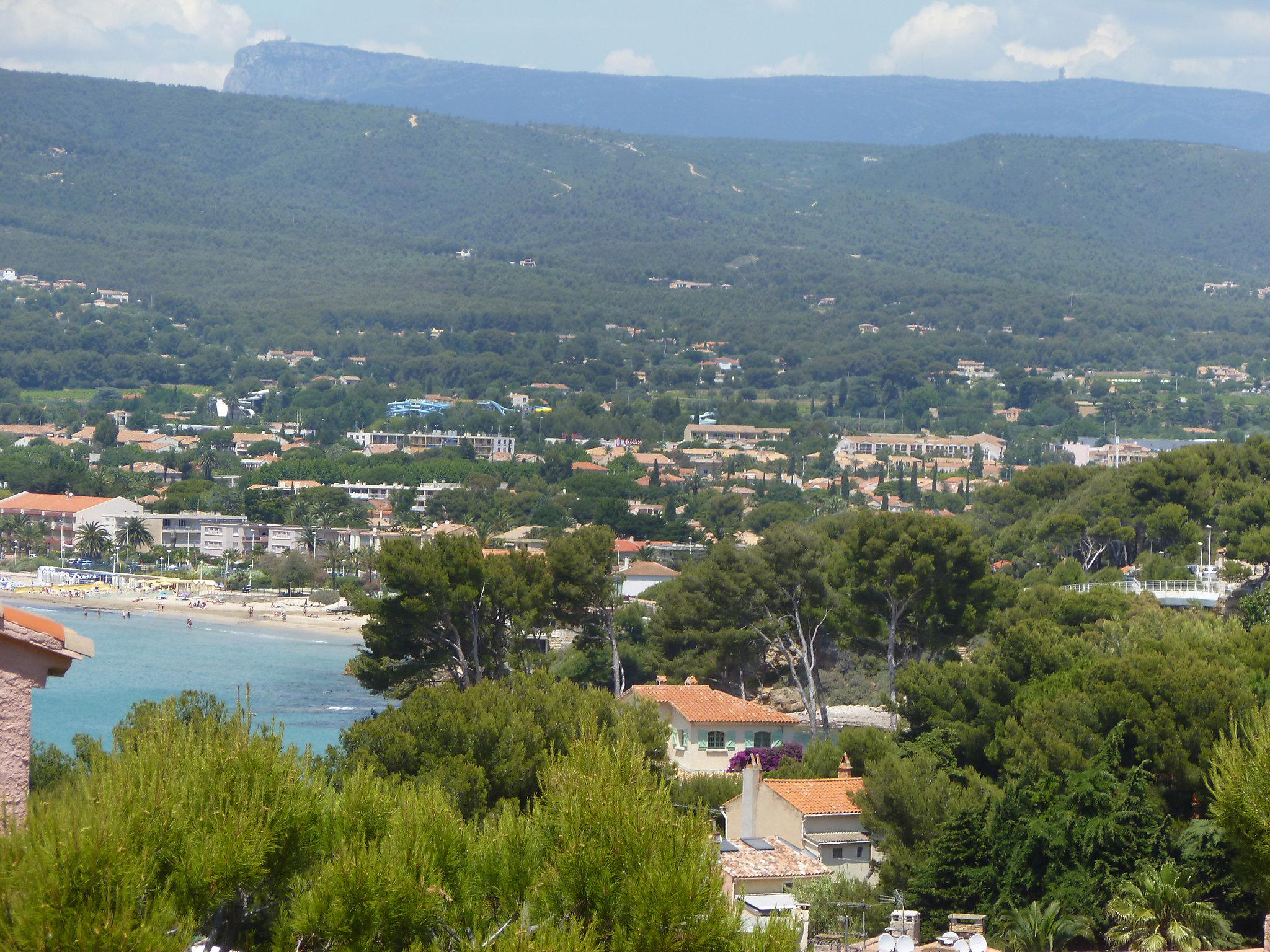 Foto 14 - Apartamento en Saint-Cyr-sur-Mer con terraza y vistas al mar