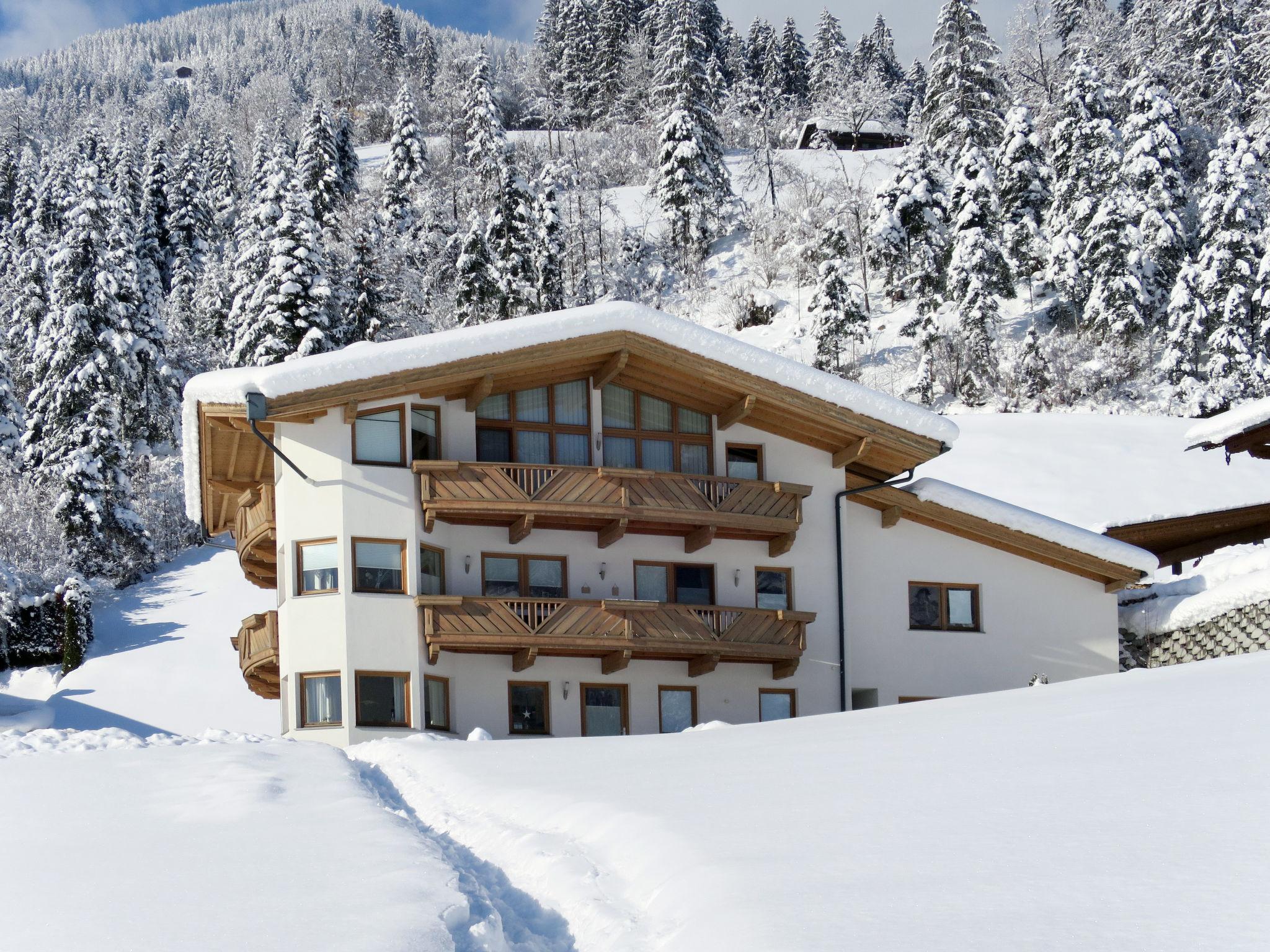 Foto 6 - Apartamento de 2 quartos em Schwendau com terraço e vista para a montanha