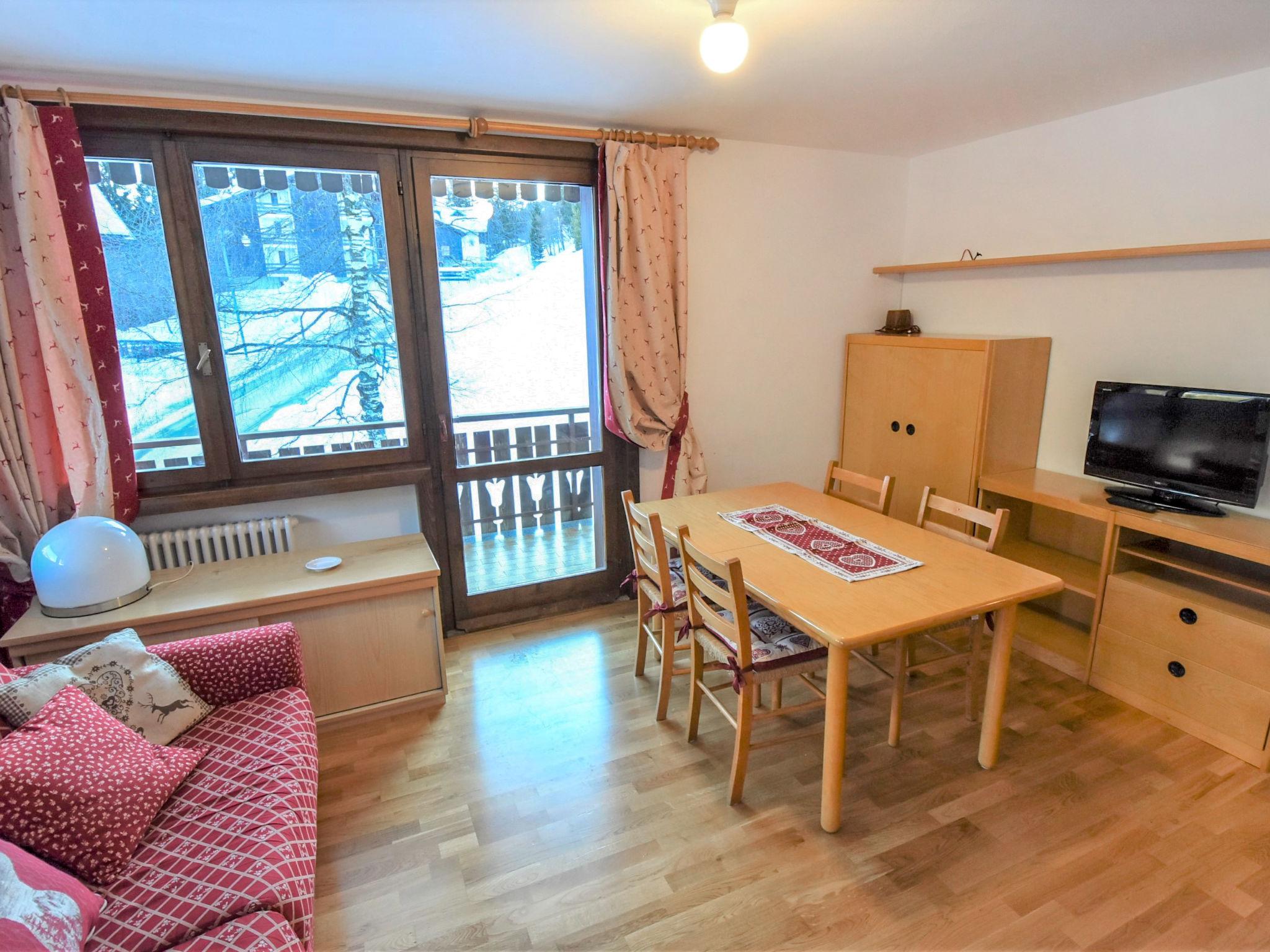 Foto 11 - Apartamento de 2 quartos em Pinzolo com jardim e vista para a montanha