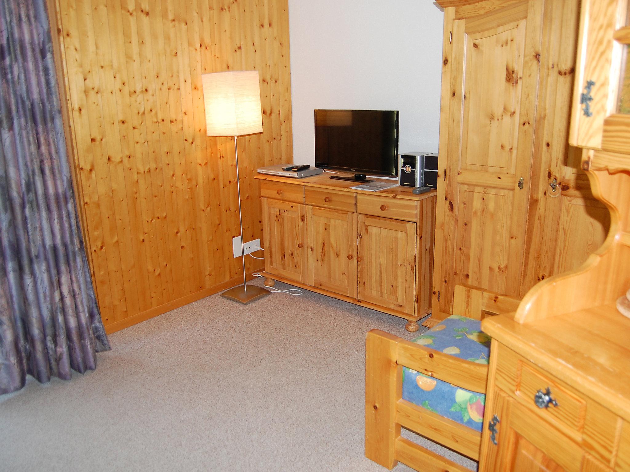 Photo 6 - Apartment in Nendaz with garden and mountain view