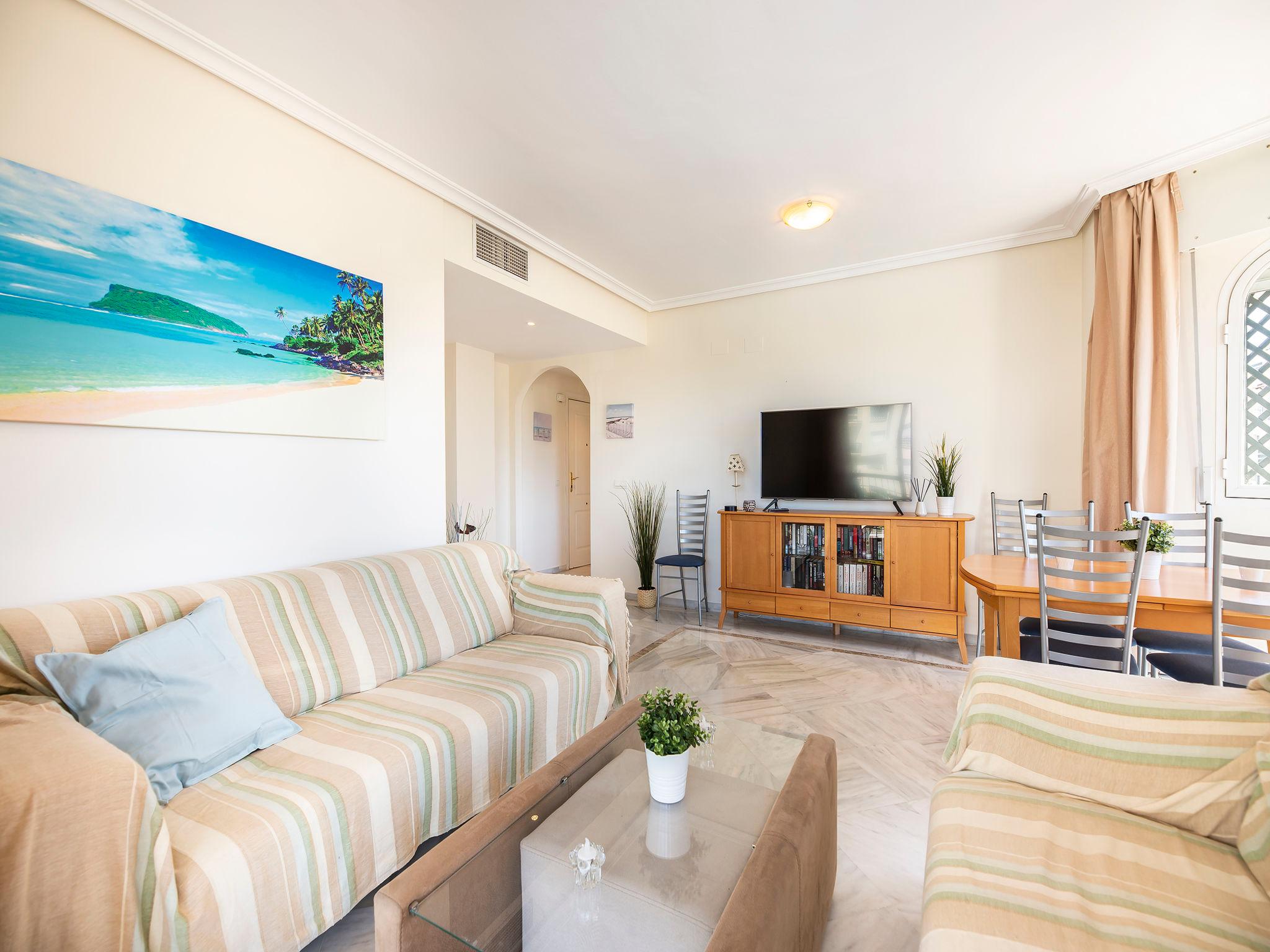 Foto 4 - Apartamento de 2 quartos em Marbella com piscina e jardim