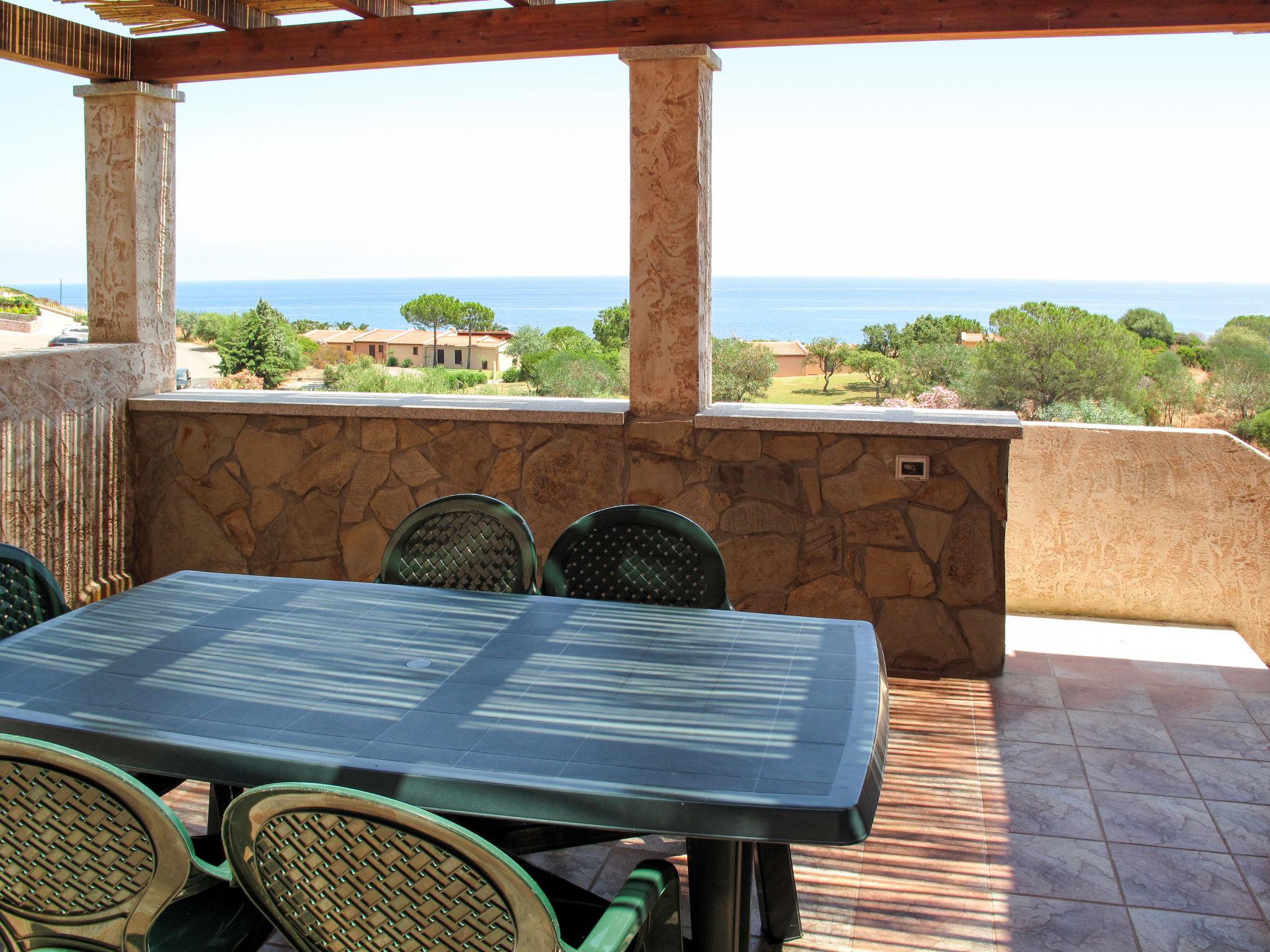 Foto 1 - Casa de 1 habitación en Villaputzu con terraza y vistas al mar
