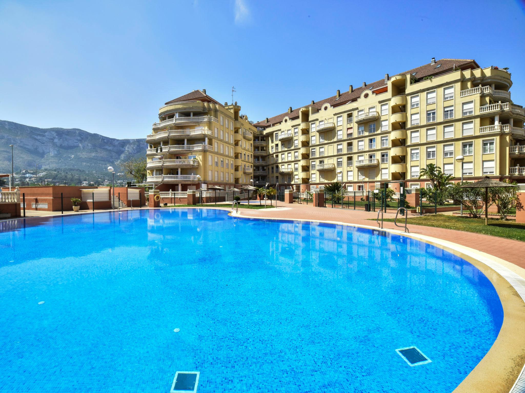 Photo 1 - Appartement de 2 chambres à Dénia avec piscine et vues à la mer