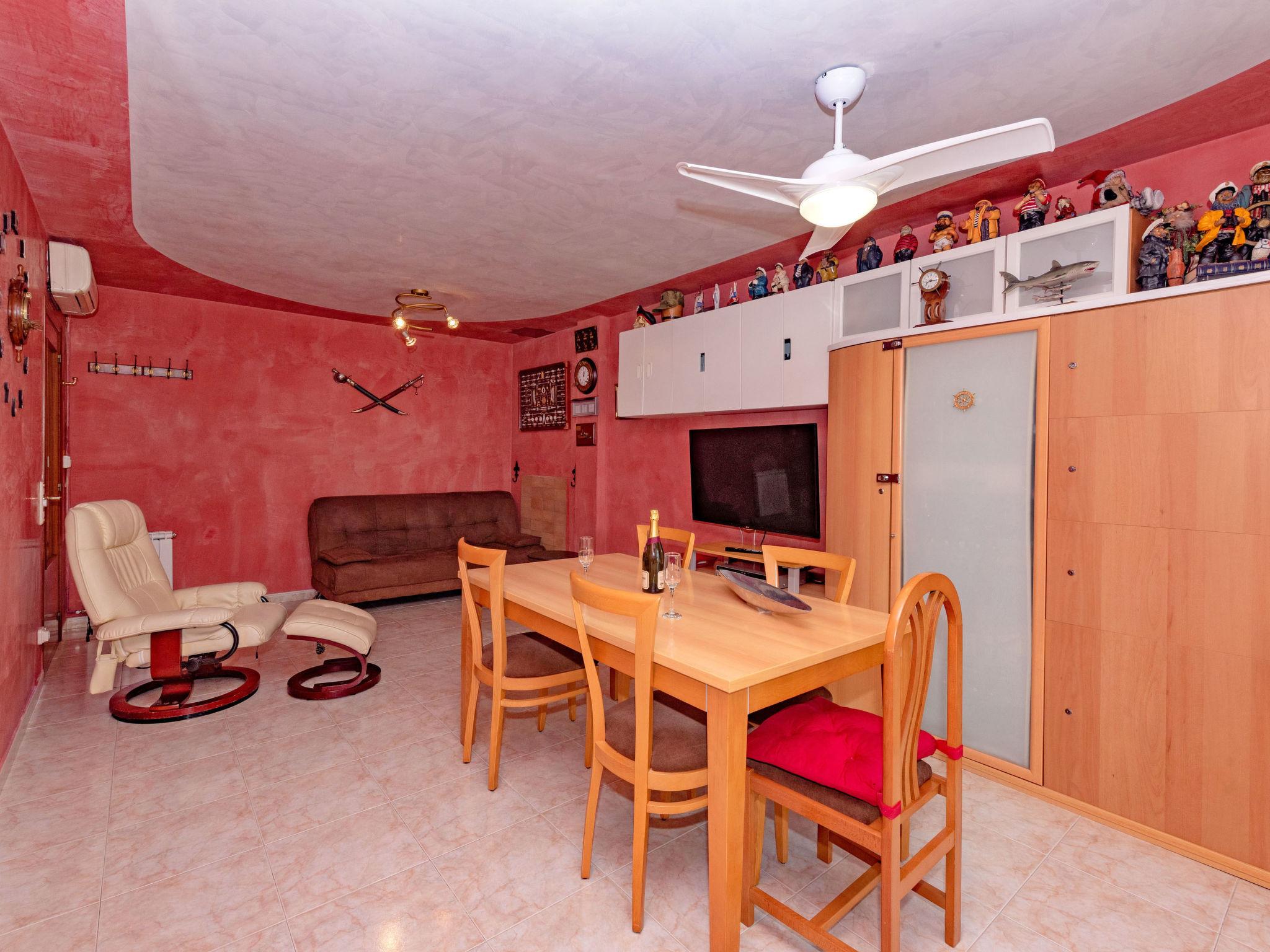 Photo 6 - 2 bedroom Apartment in Cunit with swimming pool and garden