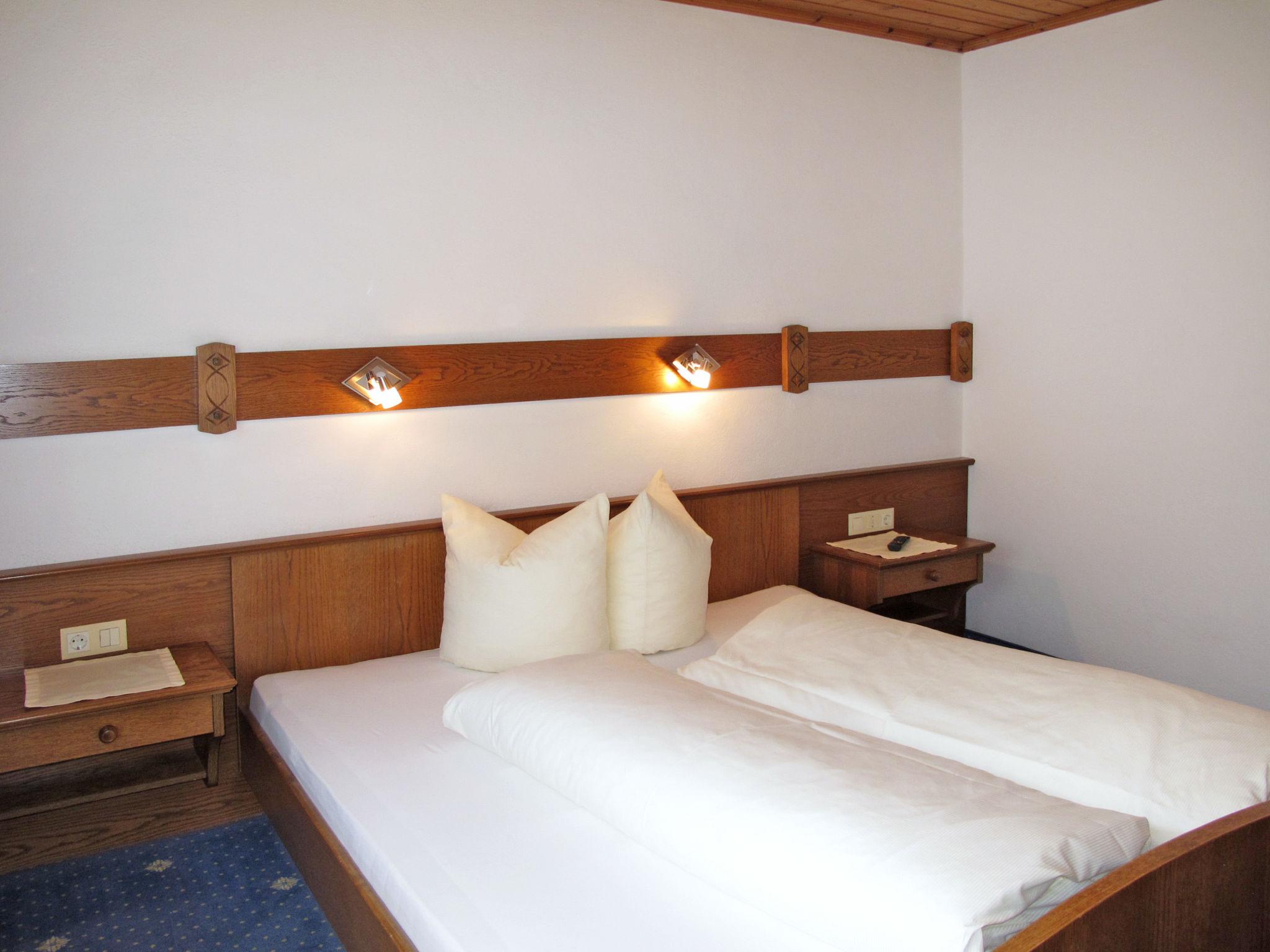Foto 9 - Casa con 10 camere da letto a Kappl con sauna e vista sulle montagne