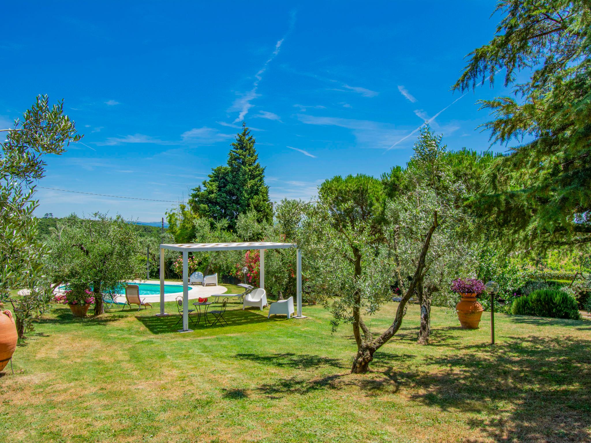 Photo 37 - Maison de 3 chambres à Capraia e Limite avec piscine privée et jardin