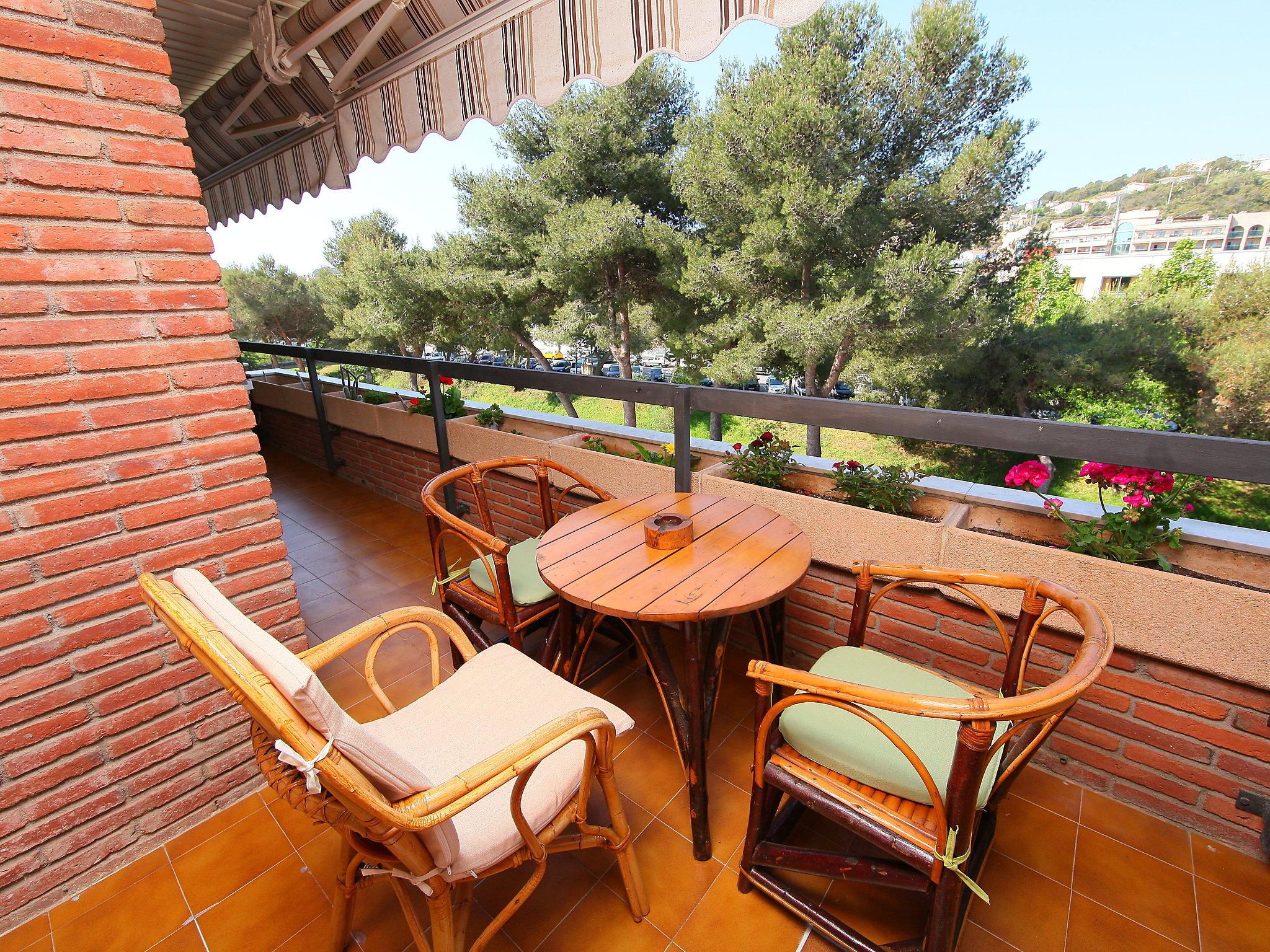 Photo 2 - Appartement de 3 chambres à Tossa de Mar avec piscine et jardin