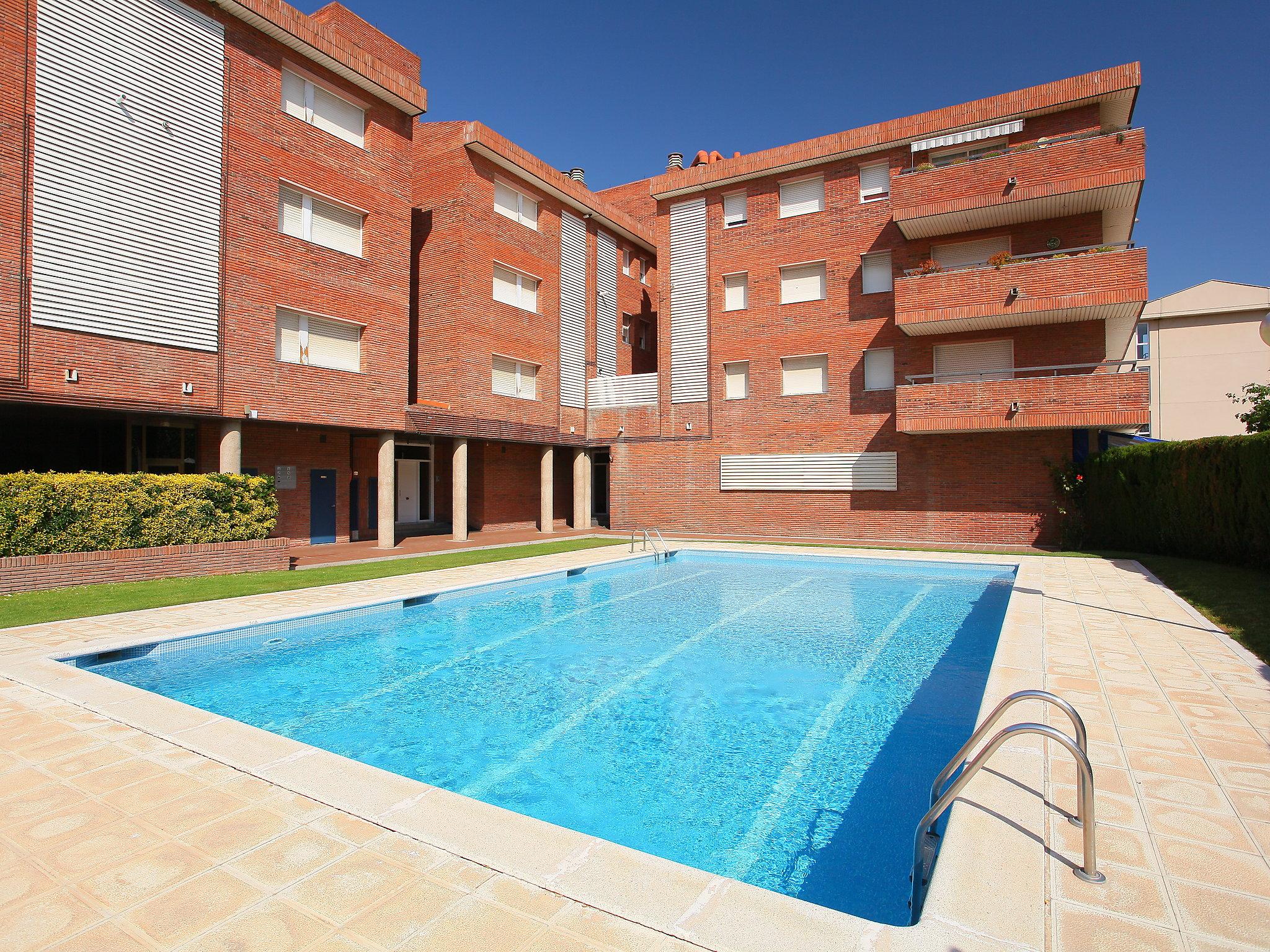 Foto 17 - Apartamento de 3 habitaciones en Tossa de Mar con piscina privada y vistas al mar