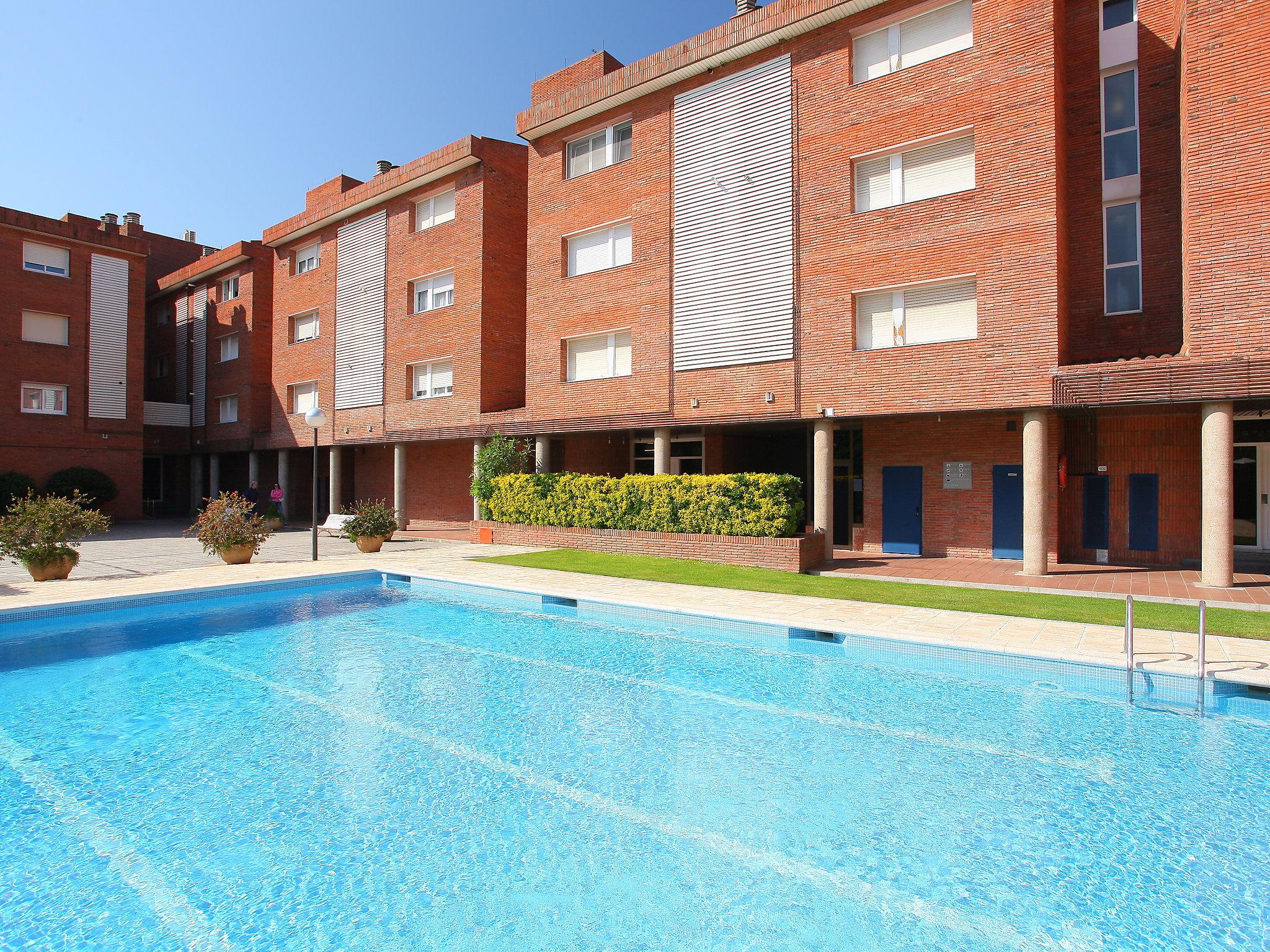 Foto 16 - Apartamento de 3 quartos em Tossa de Mar com piscina e jardim