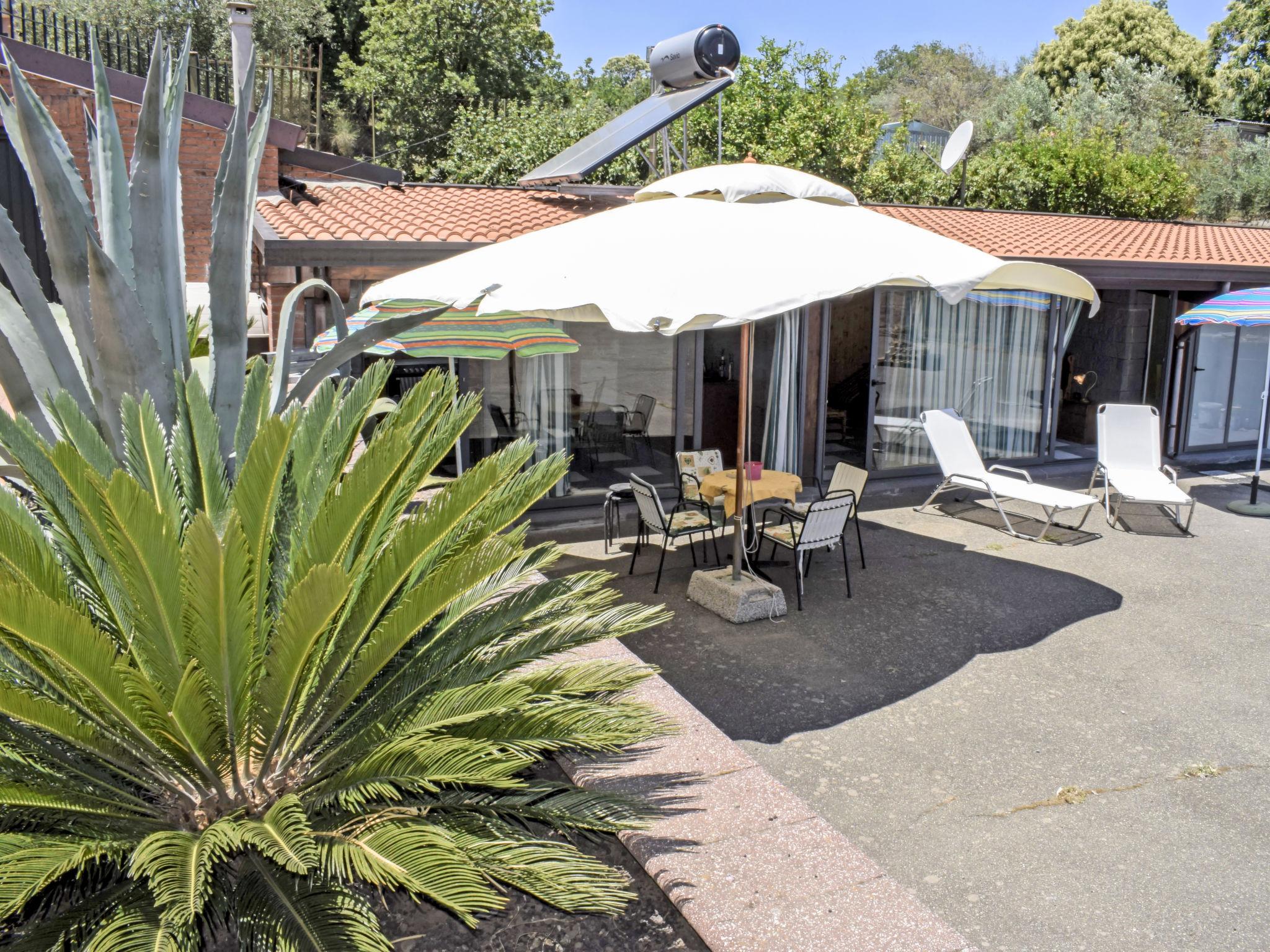 Photo 3 - Appartement en Piedimonte Etneo avec piscine et jardin