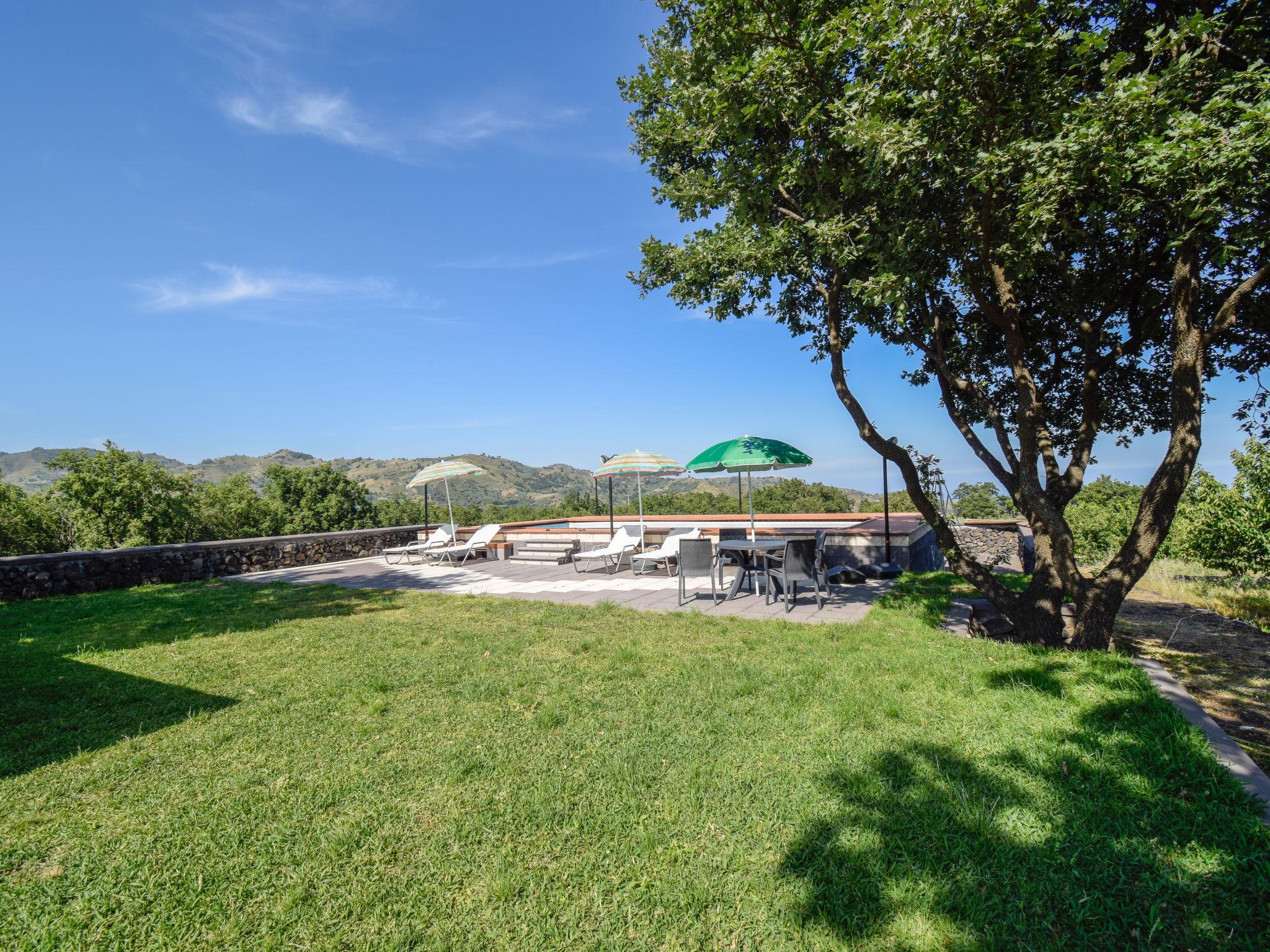 Photo 2 - Appartement en Piedimonte Etneo avec piscine et jardin