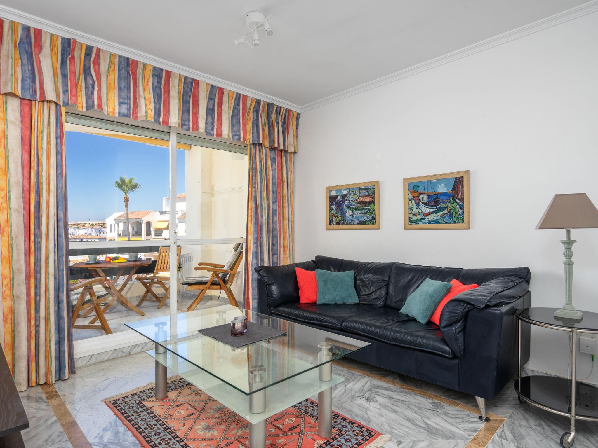Foto 6 - Apartamento de 2 quartos em Marbella com piscina e vistas do mar
