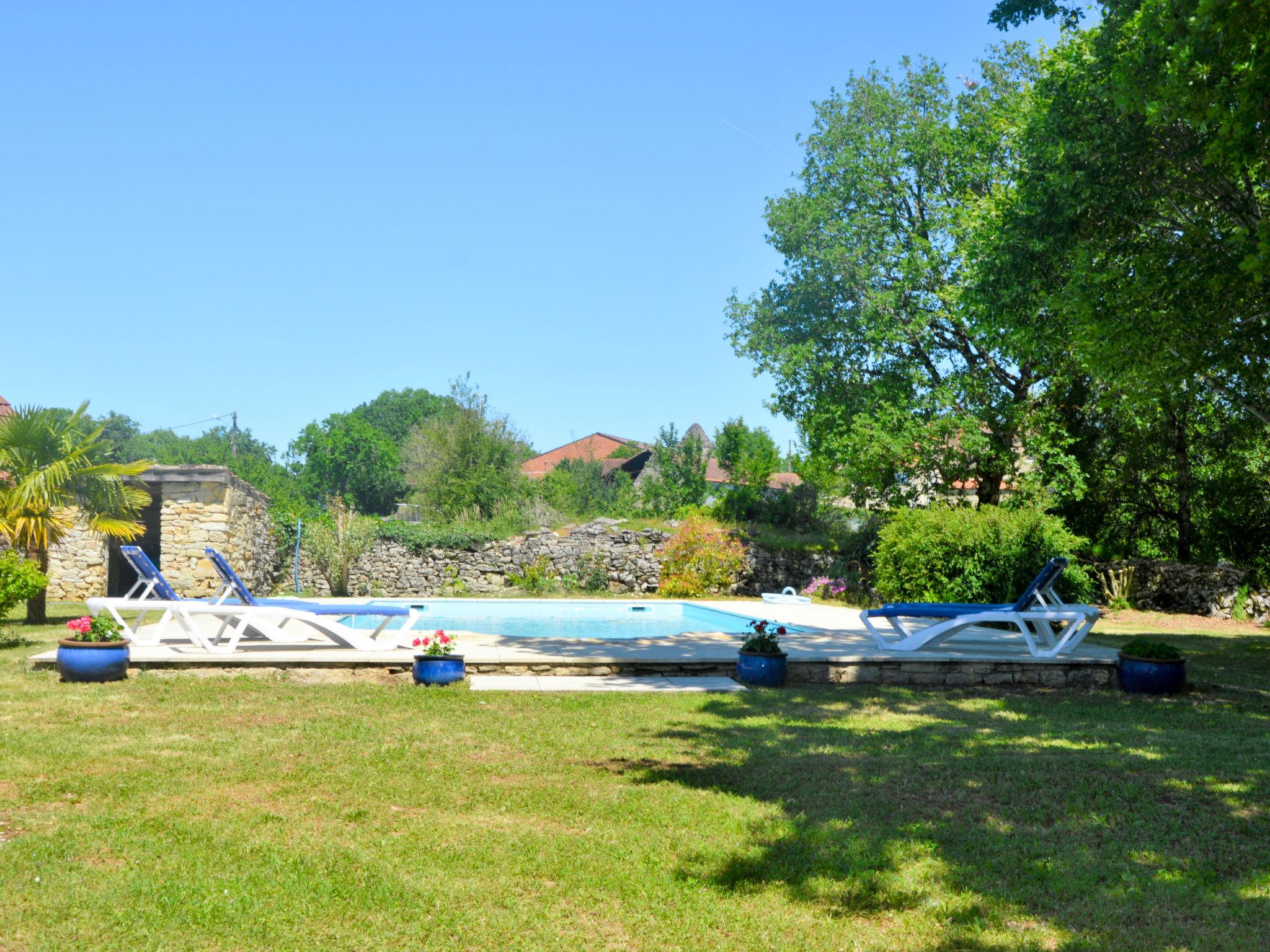 Foto 10 - Casa con 2 camere da letto a Pontcirq con piscina privata e terrazza