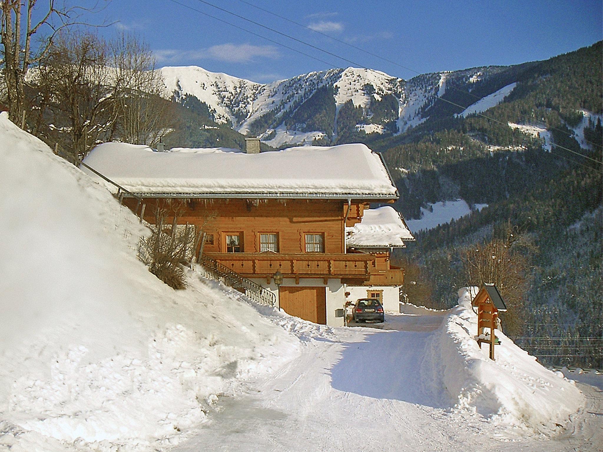 Photo 24 - Appartement de 4 chambres à Zell am See avec terrasse et vues sur la montagne