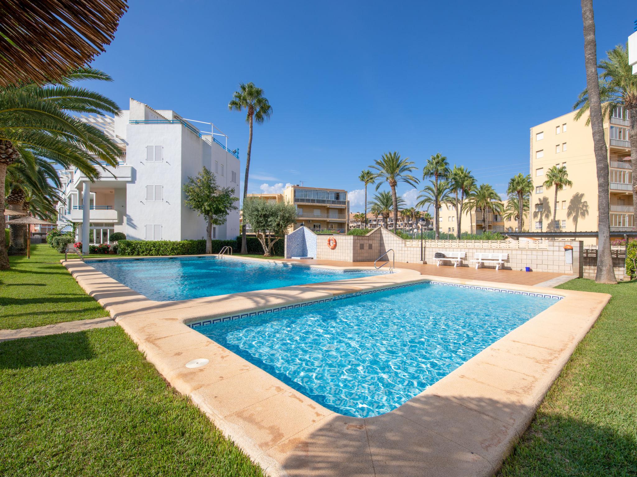 Foto 2 - Apartamento de 3 habitaciones en Dénia con piscina y vistas al mar