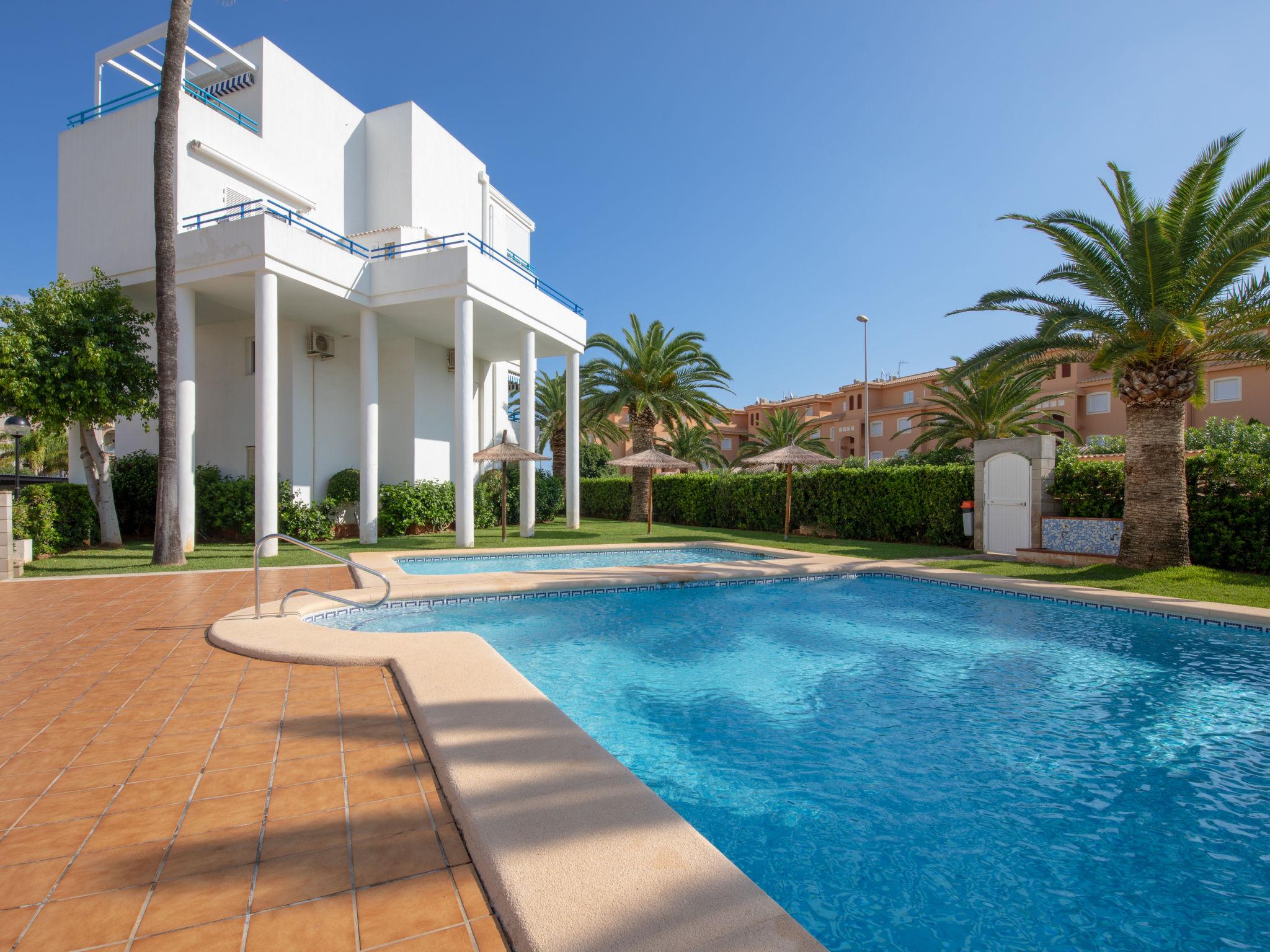 Photo 22 - Appartement de 3 chambres à Dénia avec piscine et vues à la mer