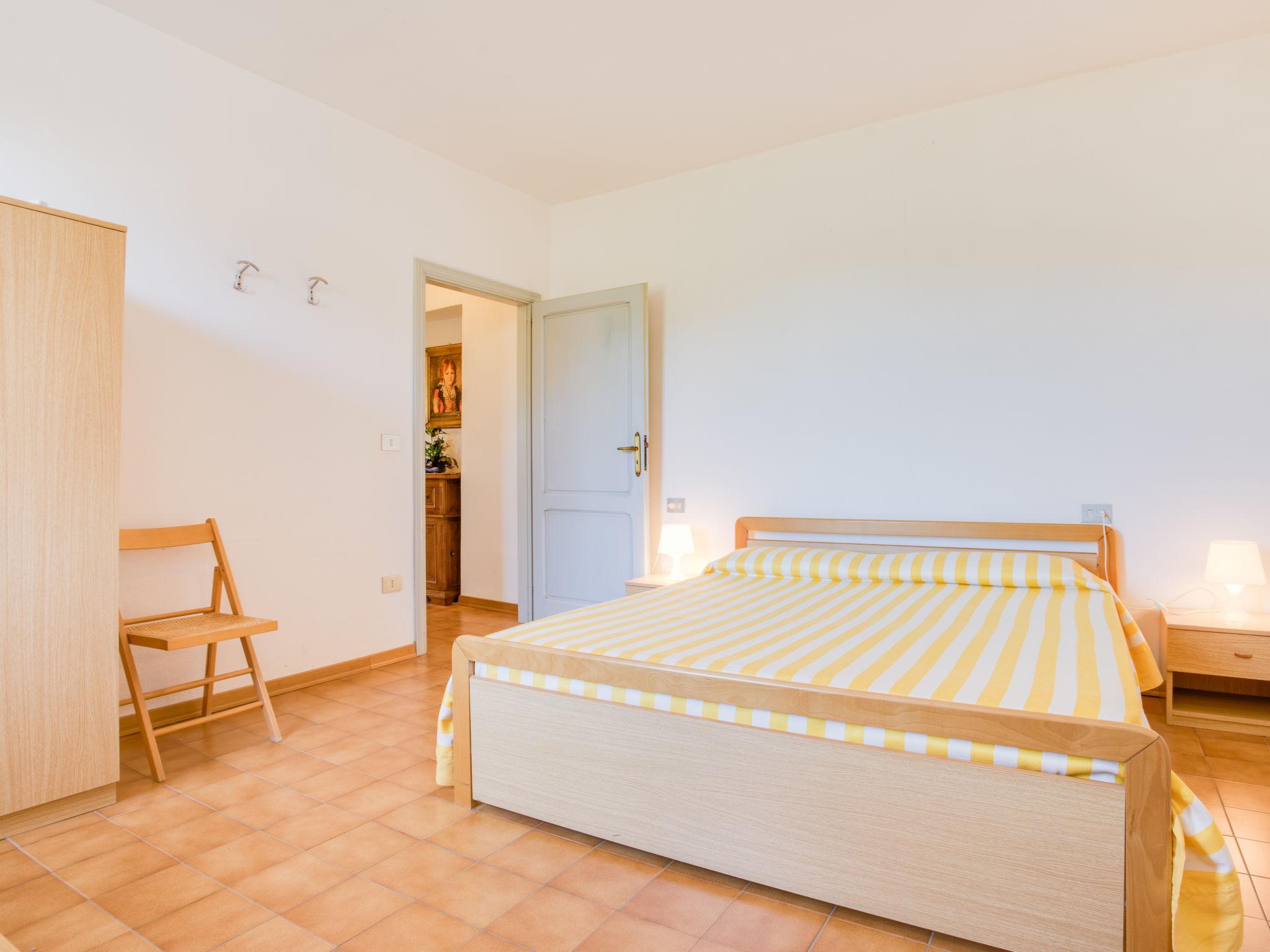 Foto 11 - Appartamento con 2 camere da letto a Bucine con piscina
