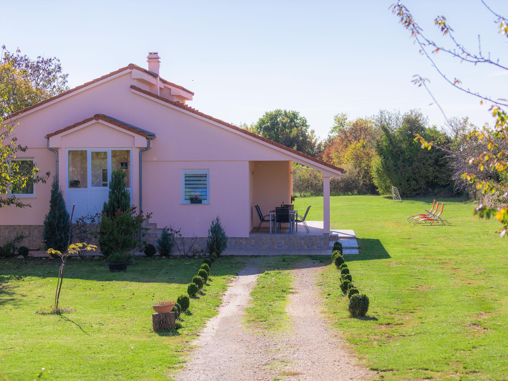 Foto 43 - Haus mit 3 Schlafzimmern in Marčana mit privater pool und garten