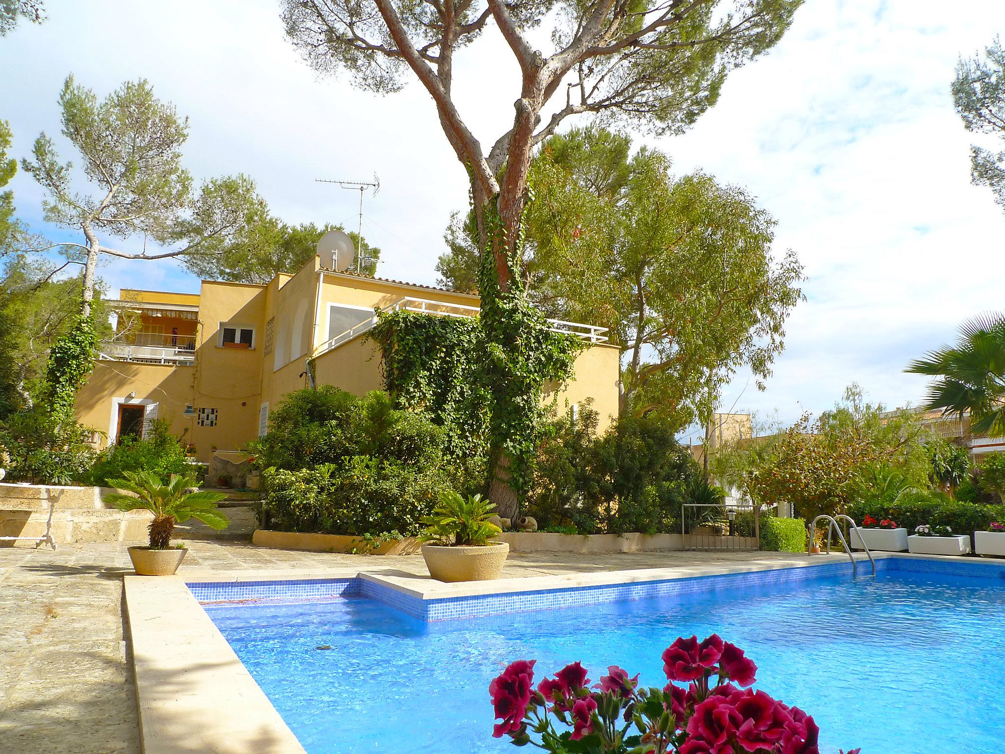 Foto 2 - Casa de 4 quartos em Calvià com piscina privada e vistas do mar