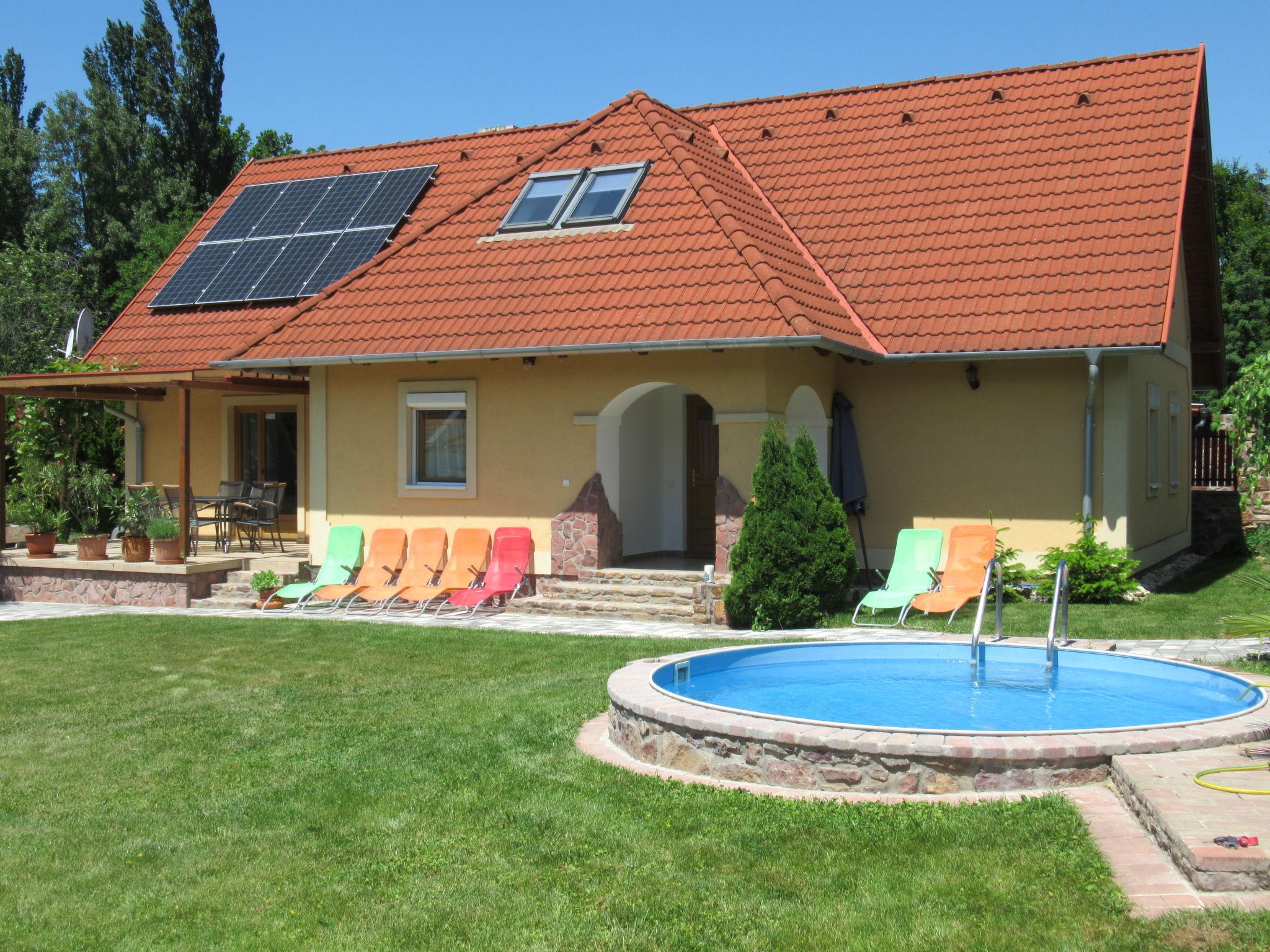 Photo 24 - Maison de 4 chambres à Ábrahámhegy avec piscine privée et jardin