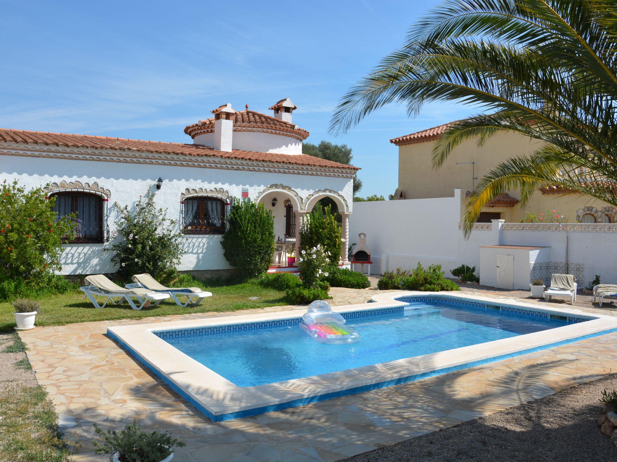 Photo 9 - 2 bedroom House in Mont-roig del Camp with private pool and sea view