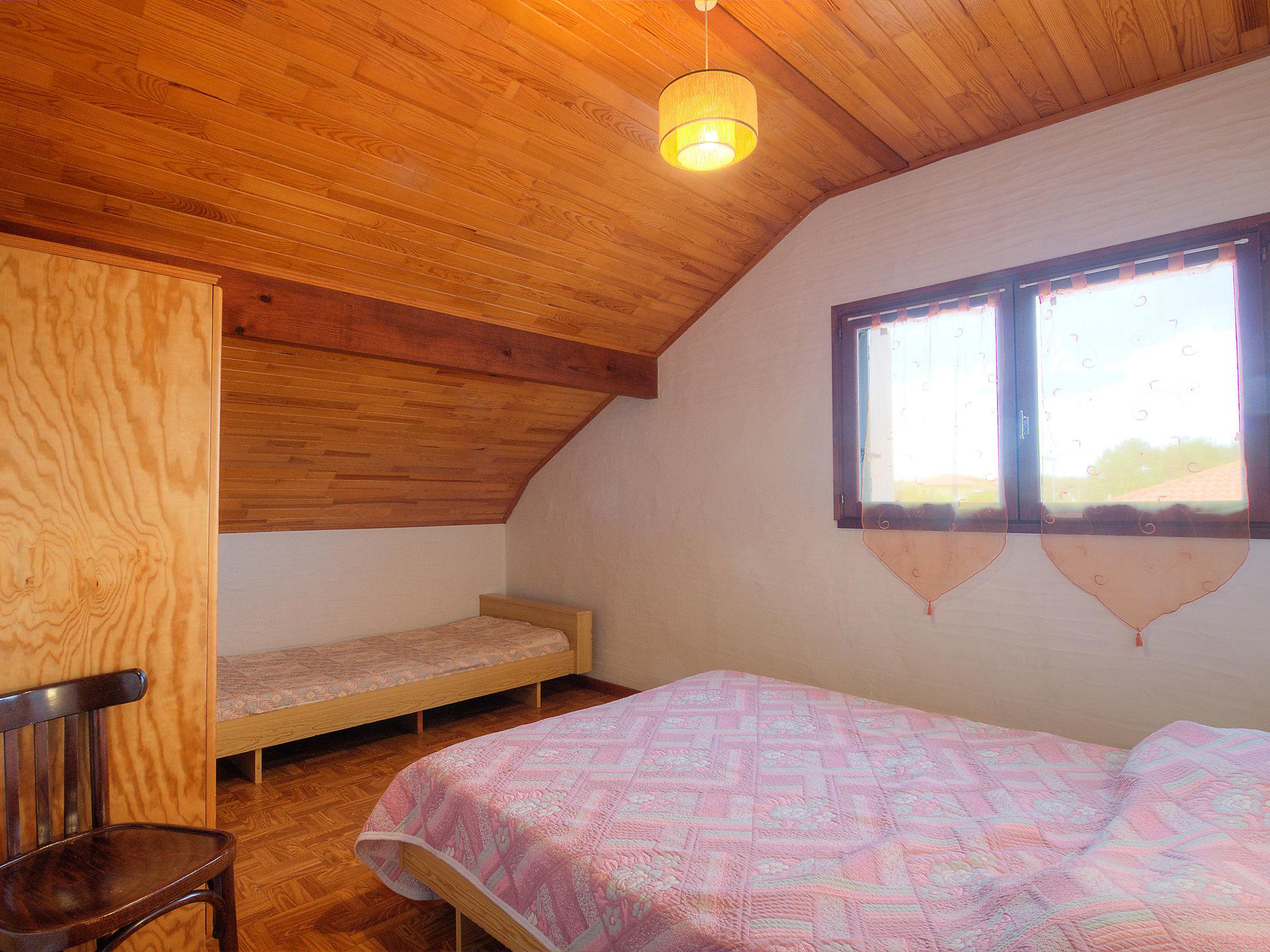 Foto 7 - Casa con 2 camere da letto a Mimizan con terrazza