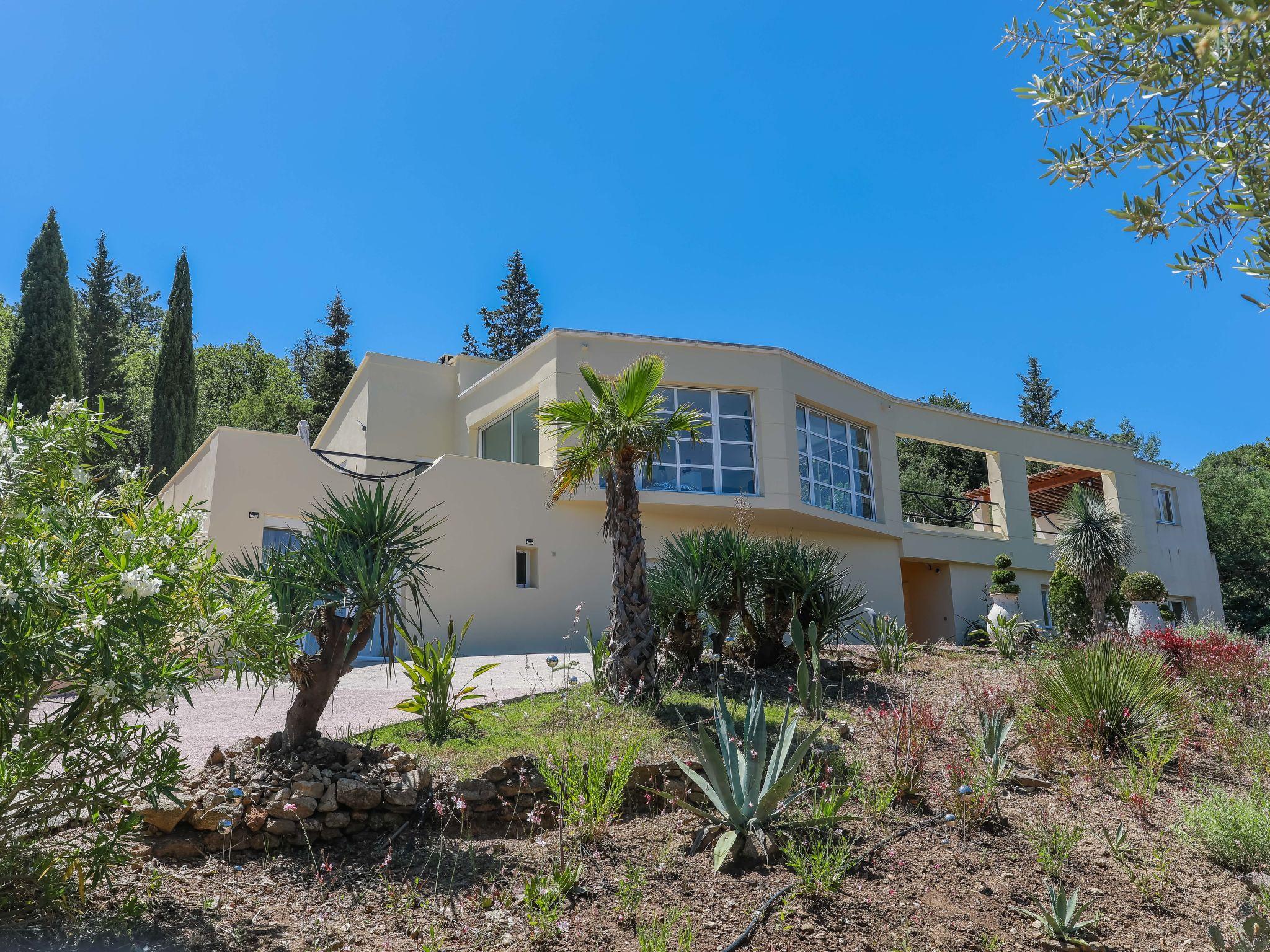 Foto 33 - Haus mit 3 Schlafzimmern in Roquebrune-sur-Argens mit privater pool und blick aufs meer