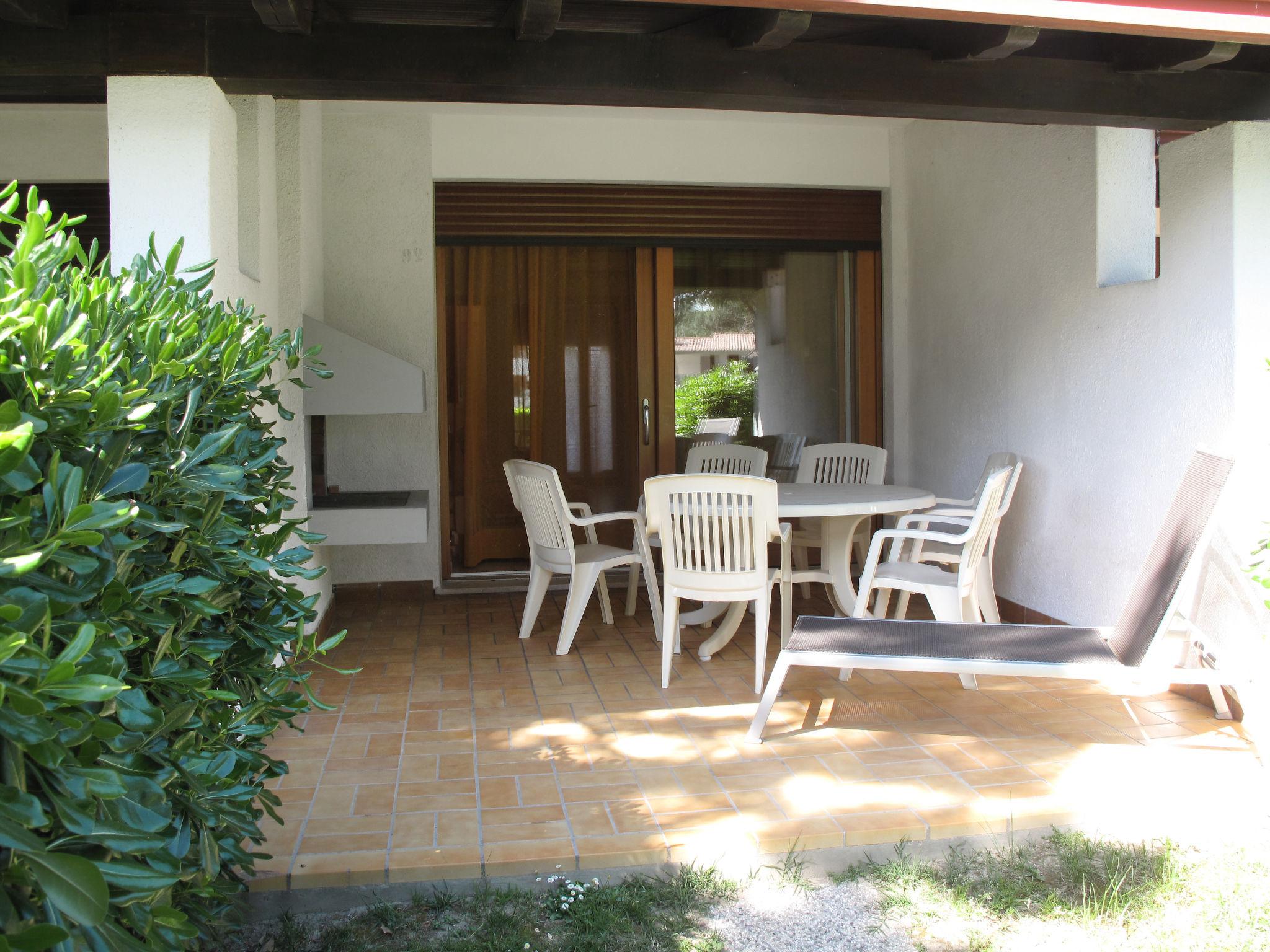 Foto 14 - Casa de 2 habitaciones en San Michele al Tagliamento con piscina y vistas al mar