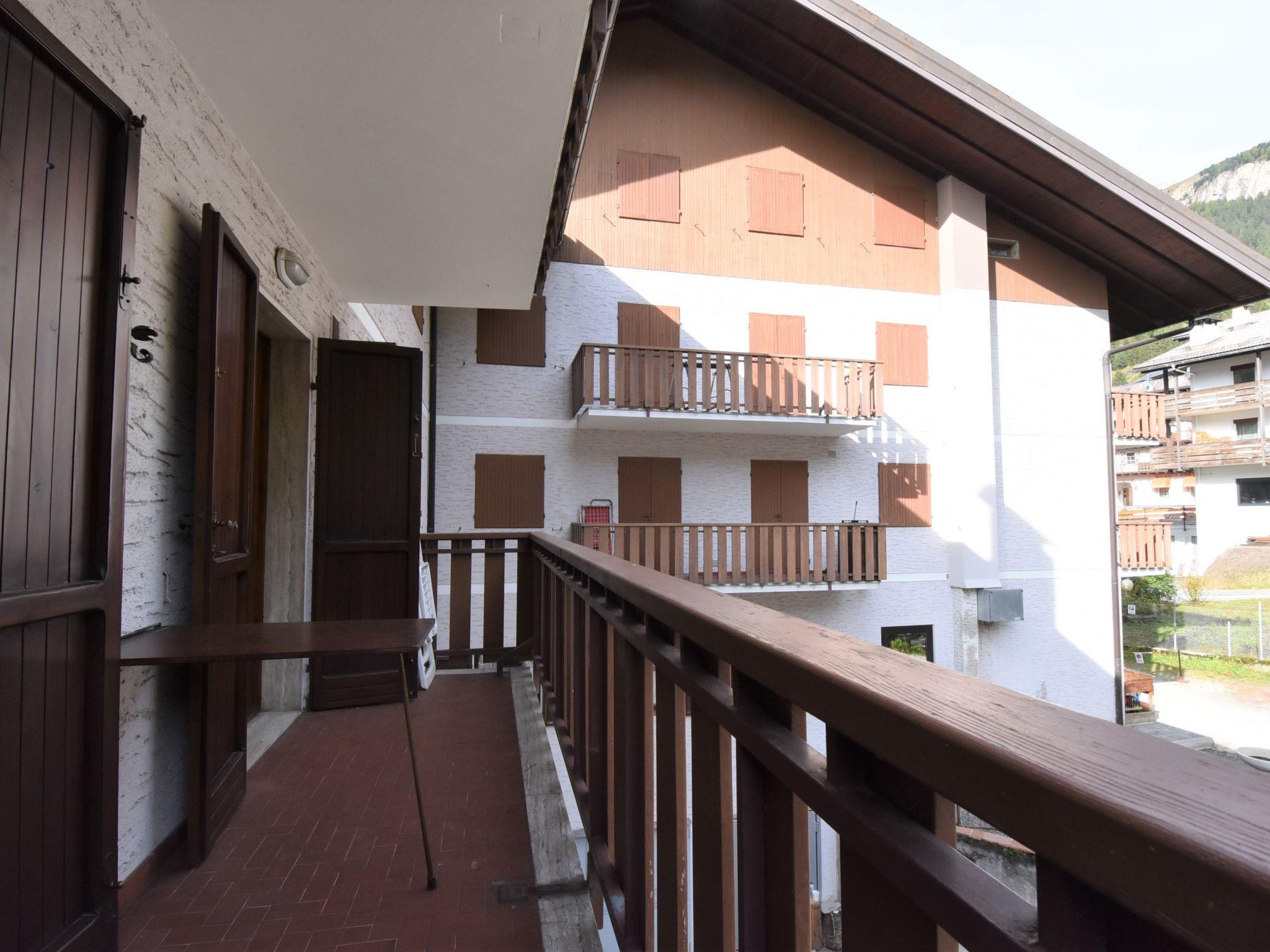 Photo 15 - 2 bedroom Apartment in Canazei with mountain view