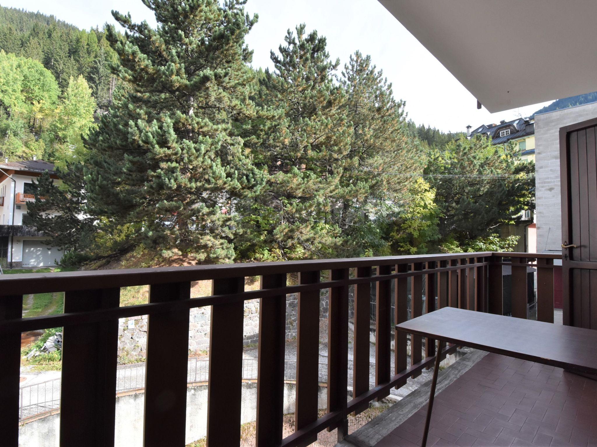 Photo 5 - 2 bedroom Apartment in Canazei with mountain view