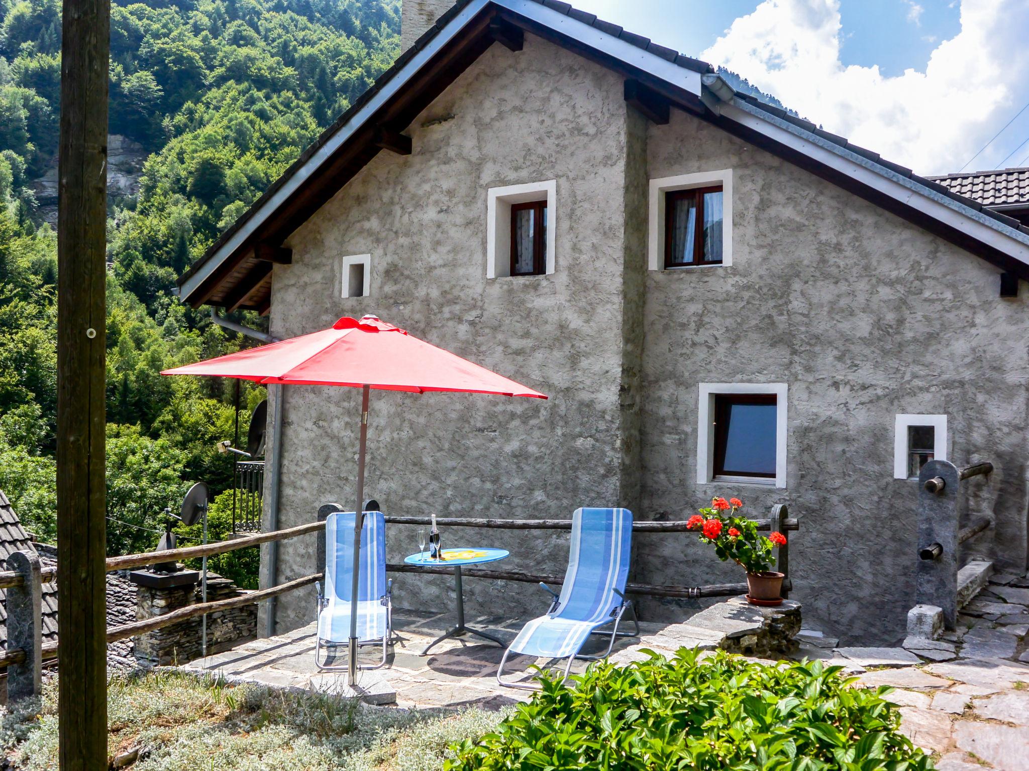 Photo 14 - Appartement de 1 chambre à Onsernone avec jardin et terrasse