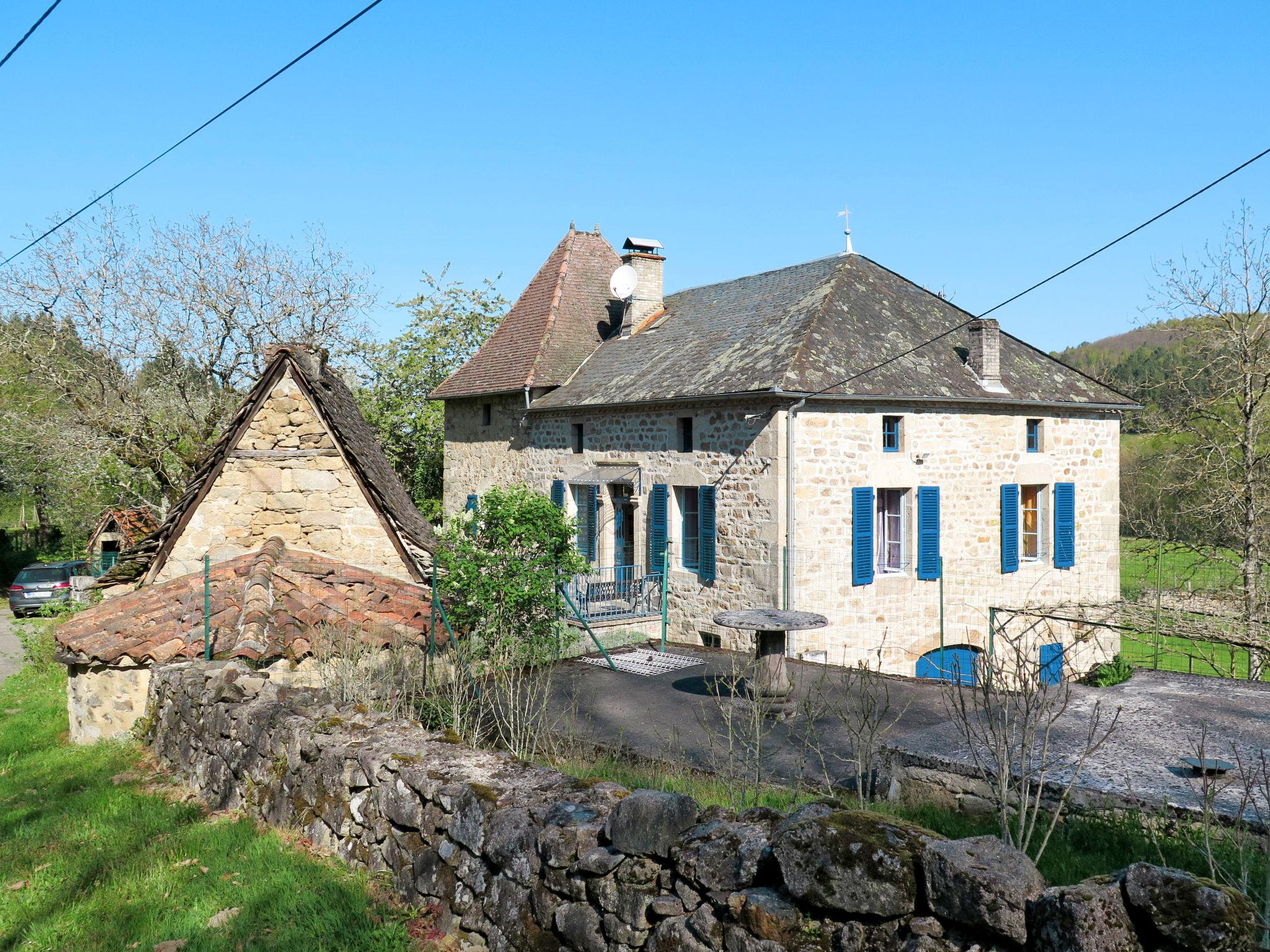 Foto 19 - Haus mit 2 Schlafzimmern in Teyssieu mit privater pool und terrasse
