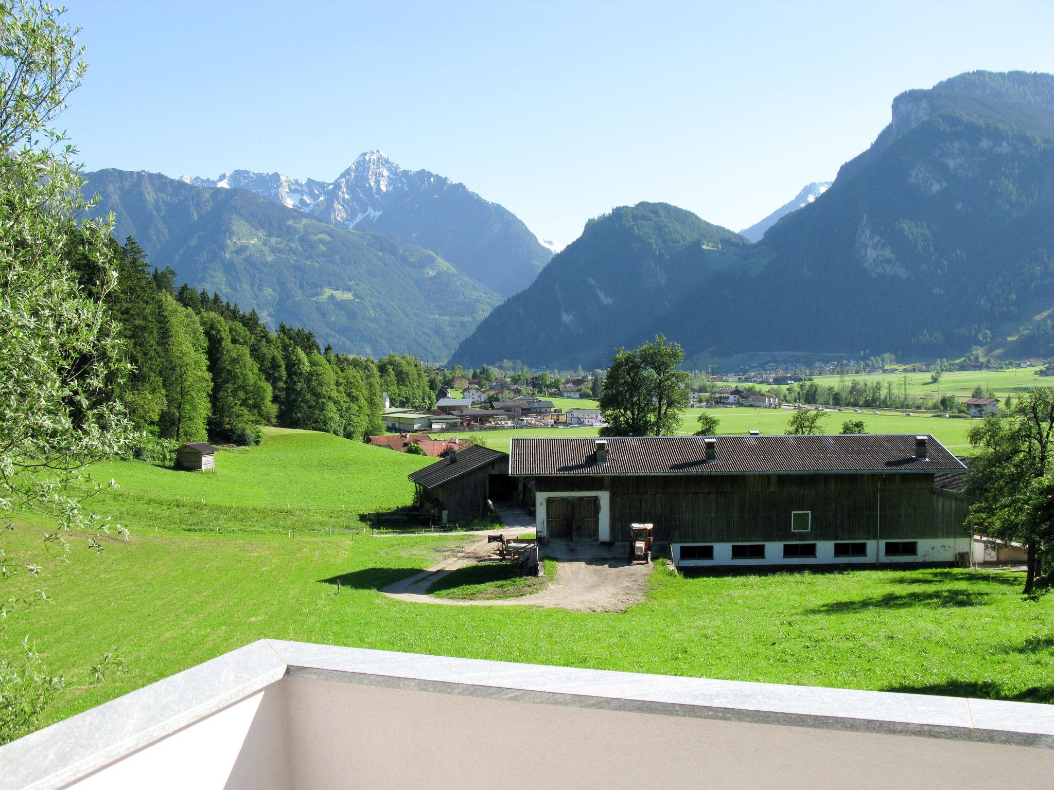 Foto 6 - Apartamento de 2 quartos em Ramsau im Zillertal com terraço e vista para a montanha
