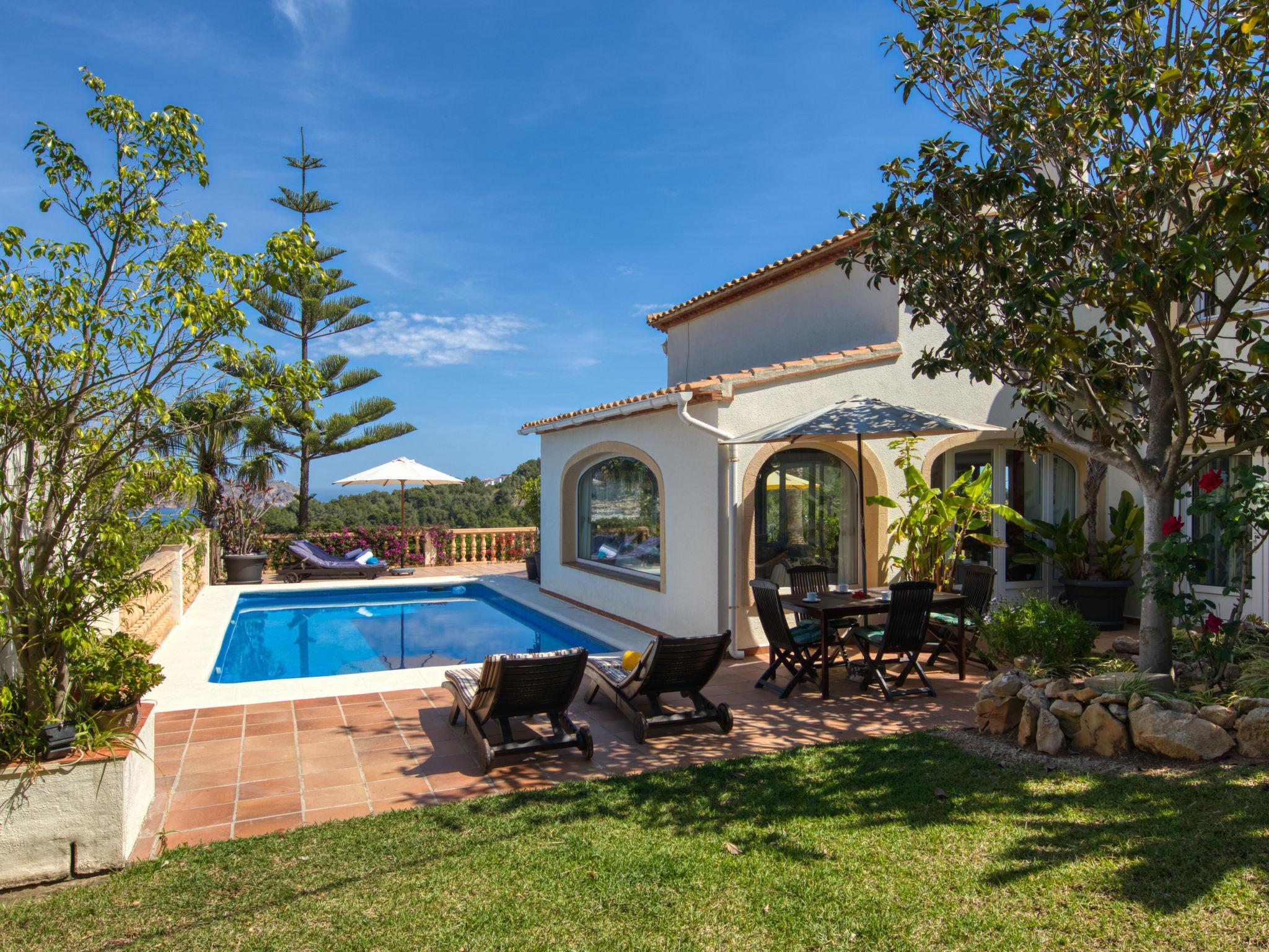 Foto 31 - Casa de 4 quartos em Jávea com piscina privada e vistas do mar