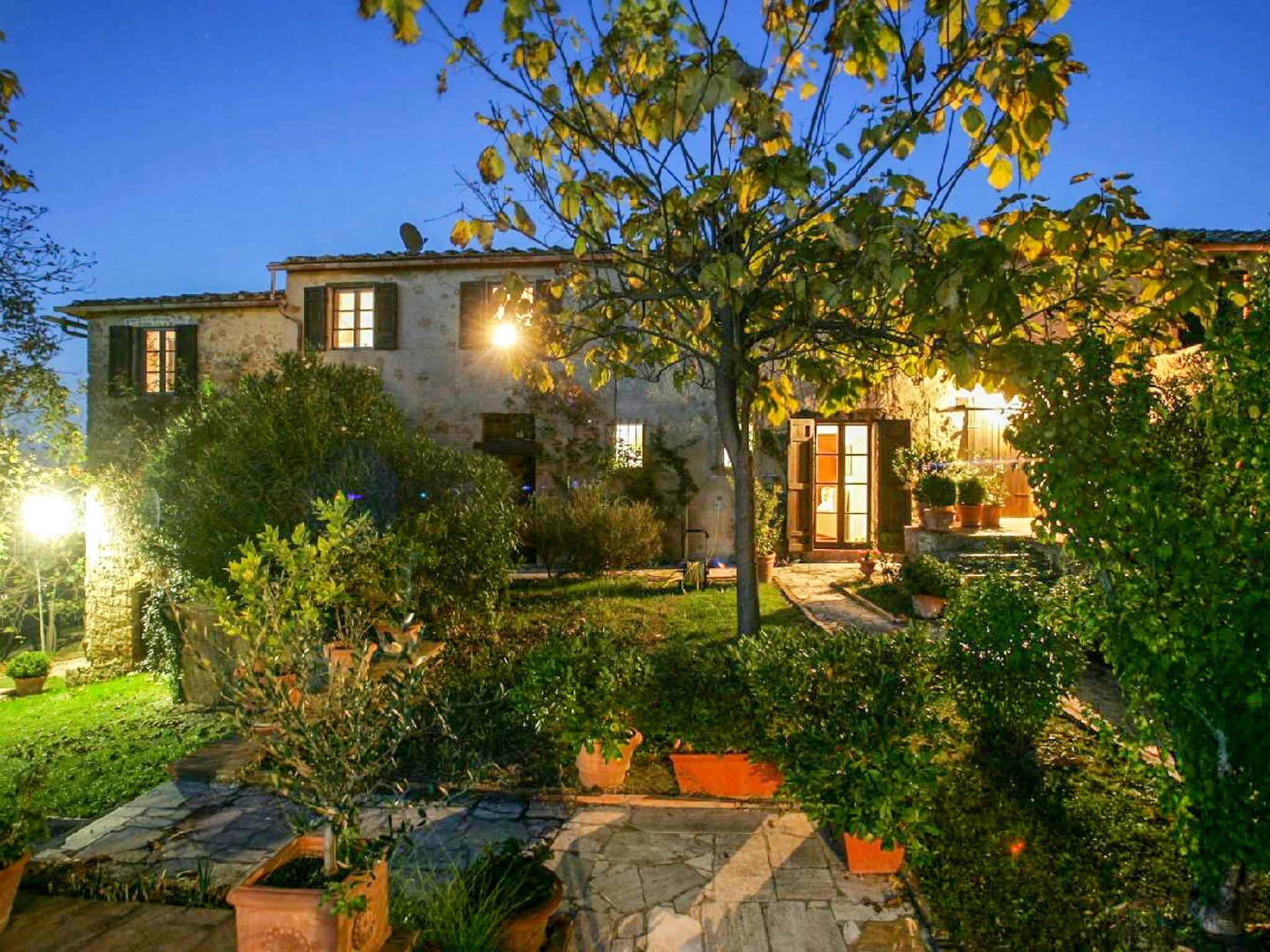 Foto 21 - Haus mit 4 Schlafzimmern in San Gimignano mit privater pool und garten
