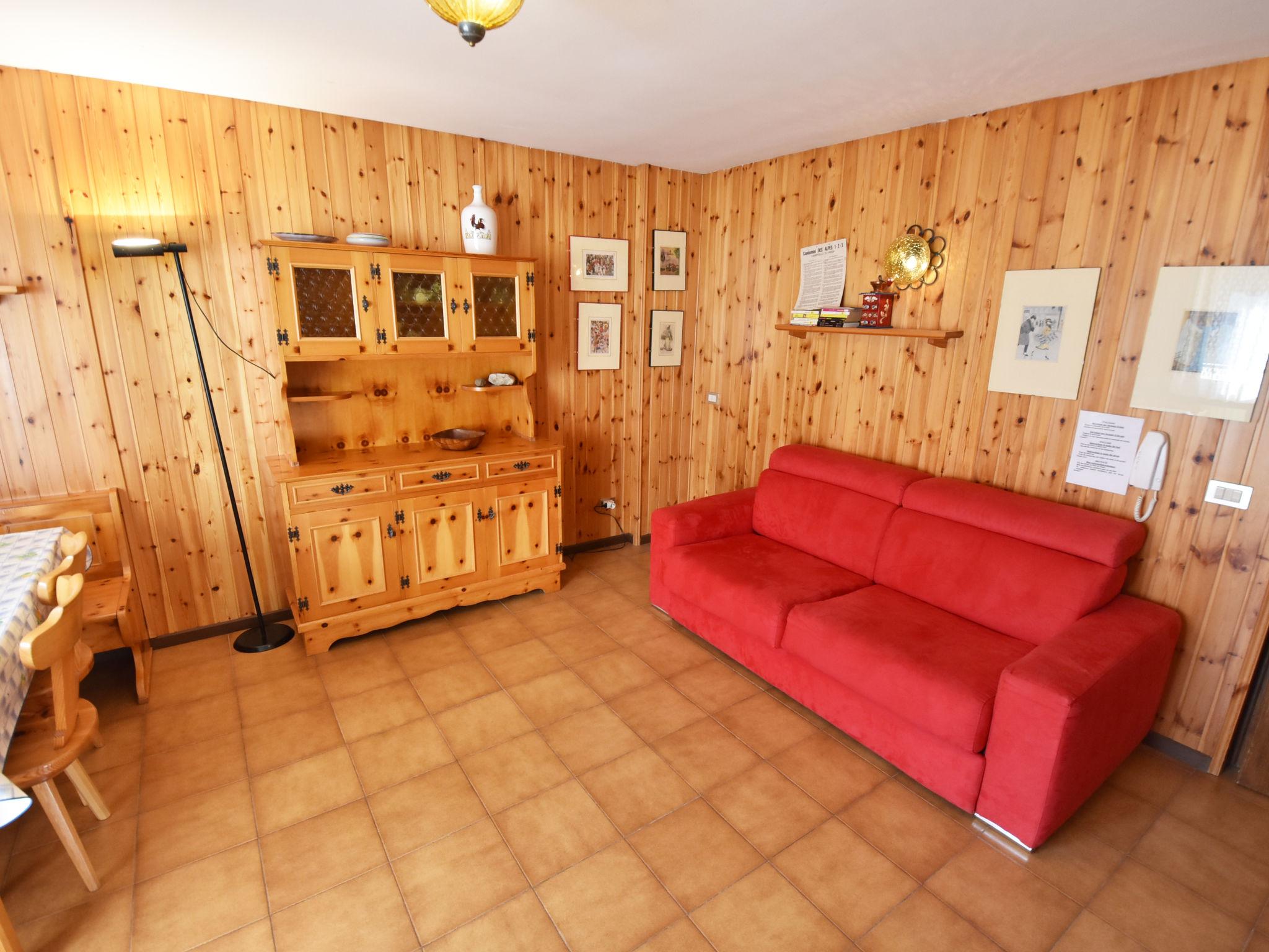 Photo 8 - Appartement de 1 chambre à Campitello di Fassa avec vues sur la montagne