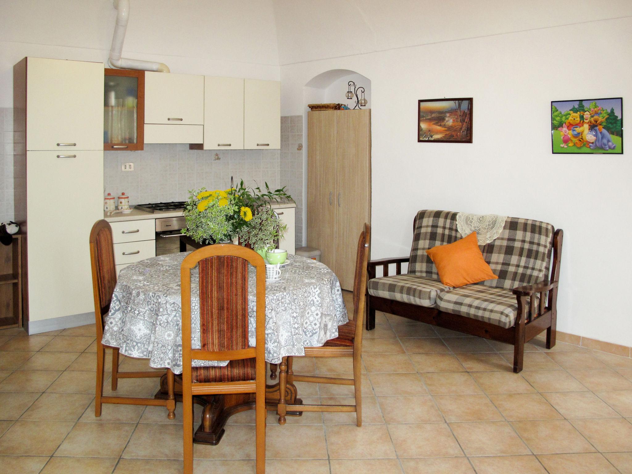 Foto 4 - Haus mit 2 Schlafzimmern in Dolcedo mit garten und terrasse