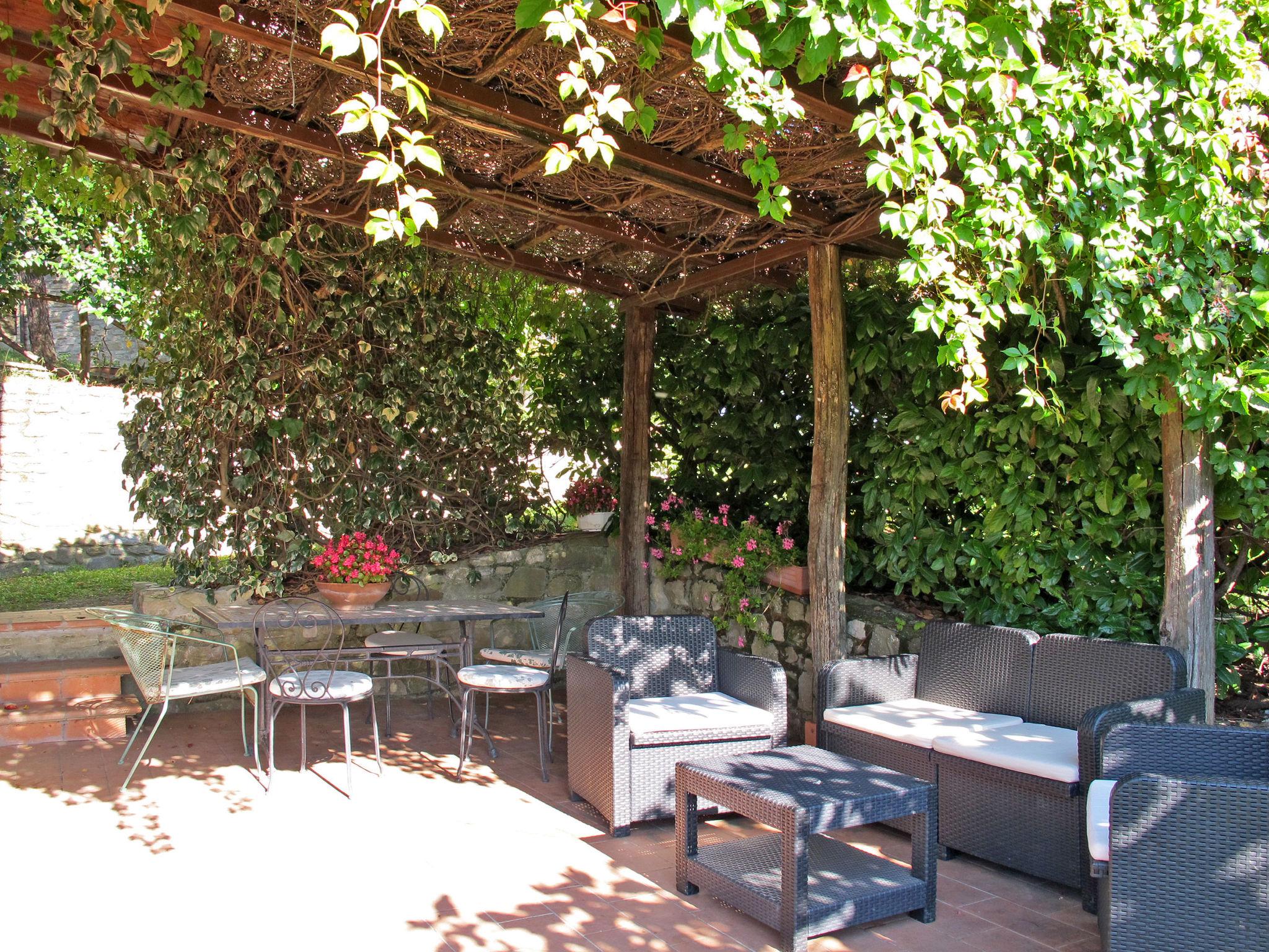 Photo 3 - Maison de 3 chambres à Monte Santa Maria Tiberina avec piscine et terrasse