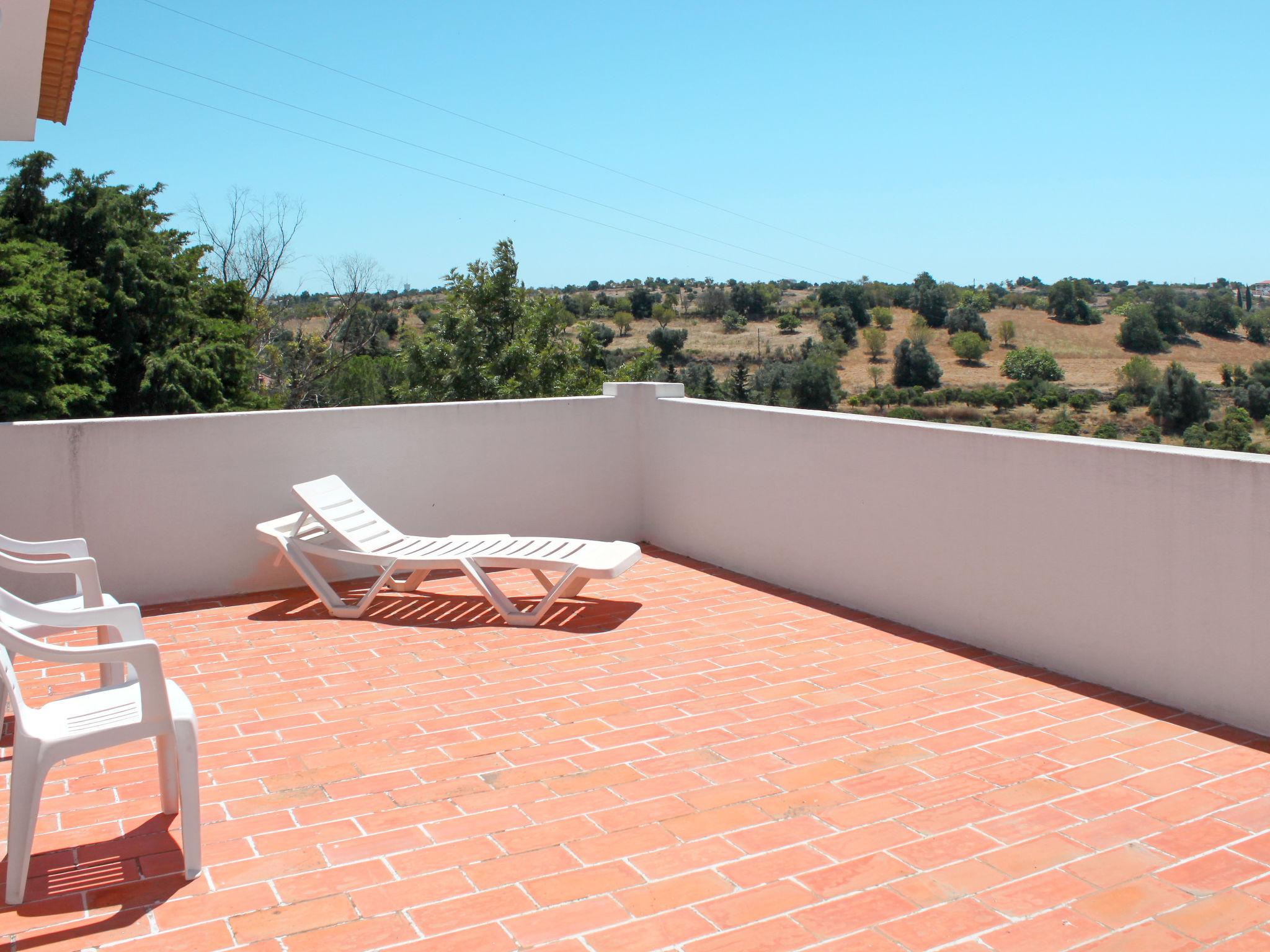 Foto 3 - Casa de 3 habitaciones en Albufeira con piscina privada y vistas al mar