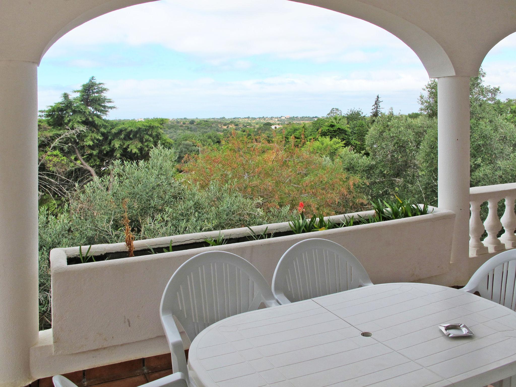 Foto 22 - Casa de 3 quartos em Albufeira com piscina privada e jardim