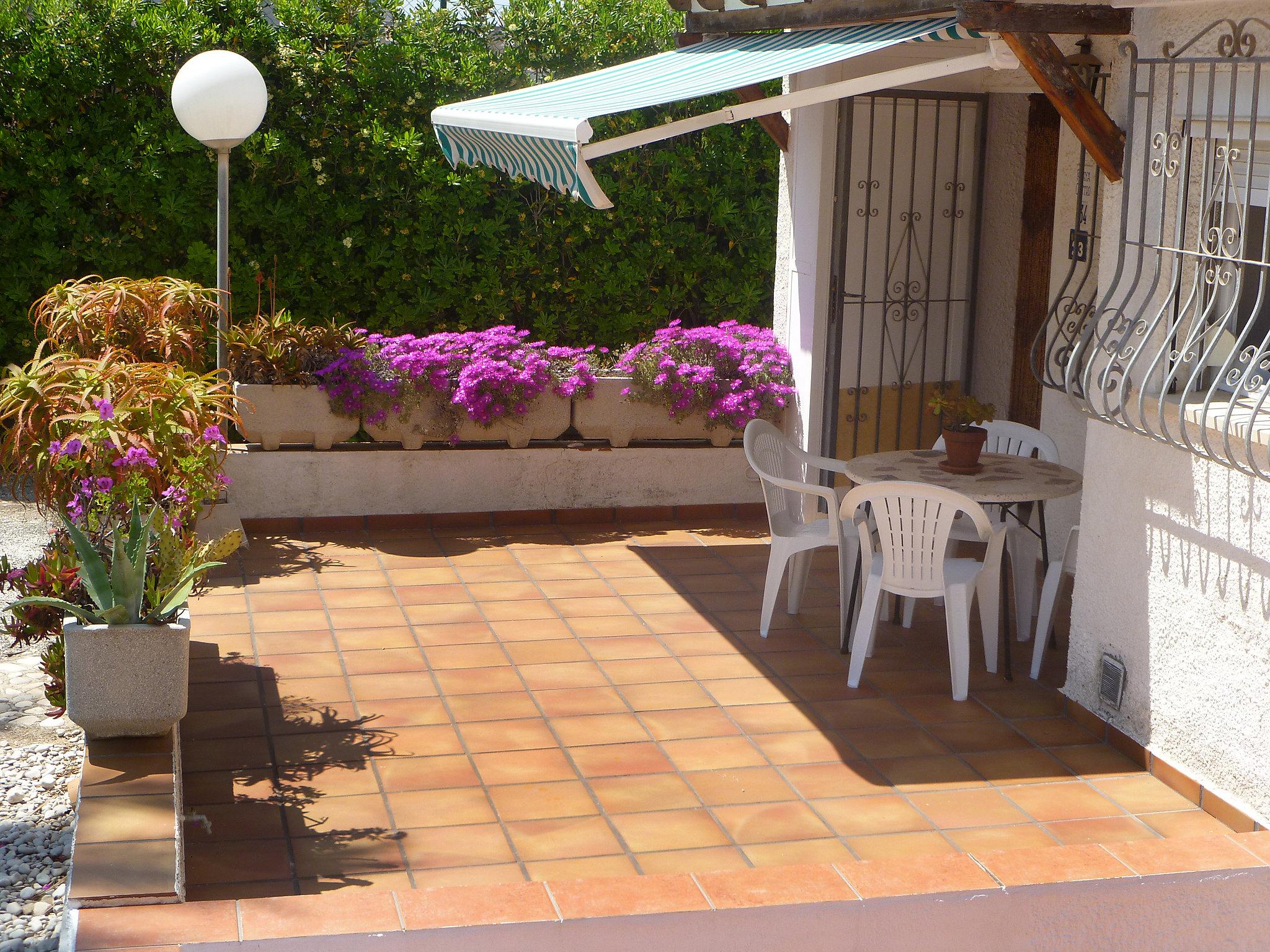 Photo 2 - Maison de 2 chambres à els Poblets avec piscine et vues à la mer