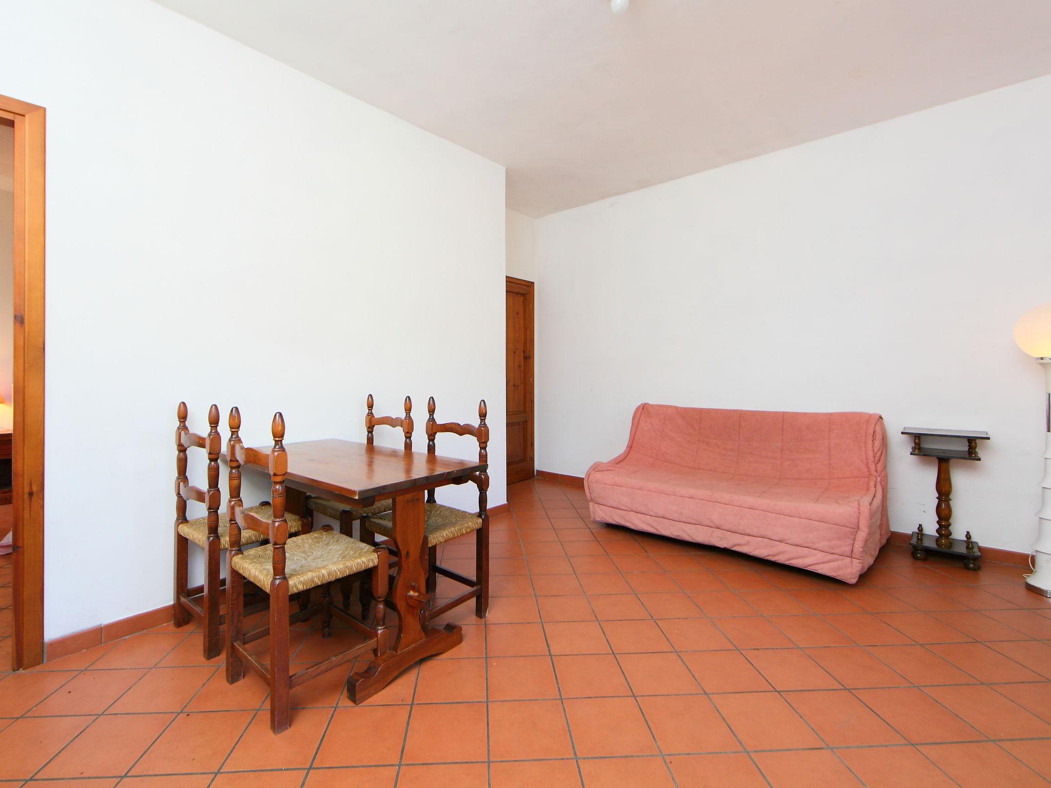 Photo 11 - 1 bedroom Apartment in Lamporecchio with swimming pool and terrace