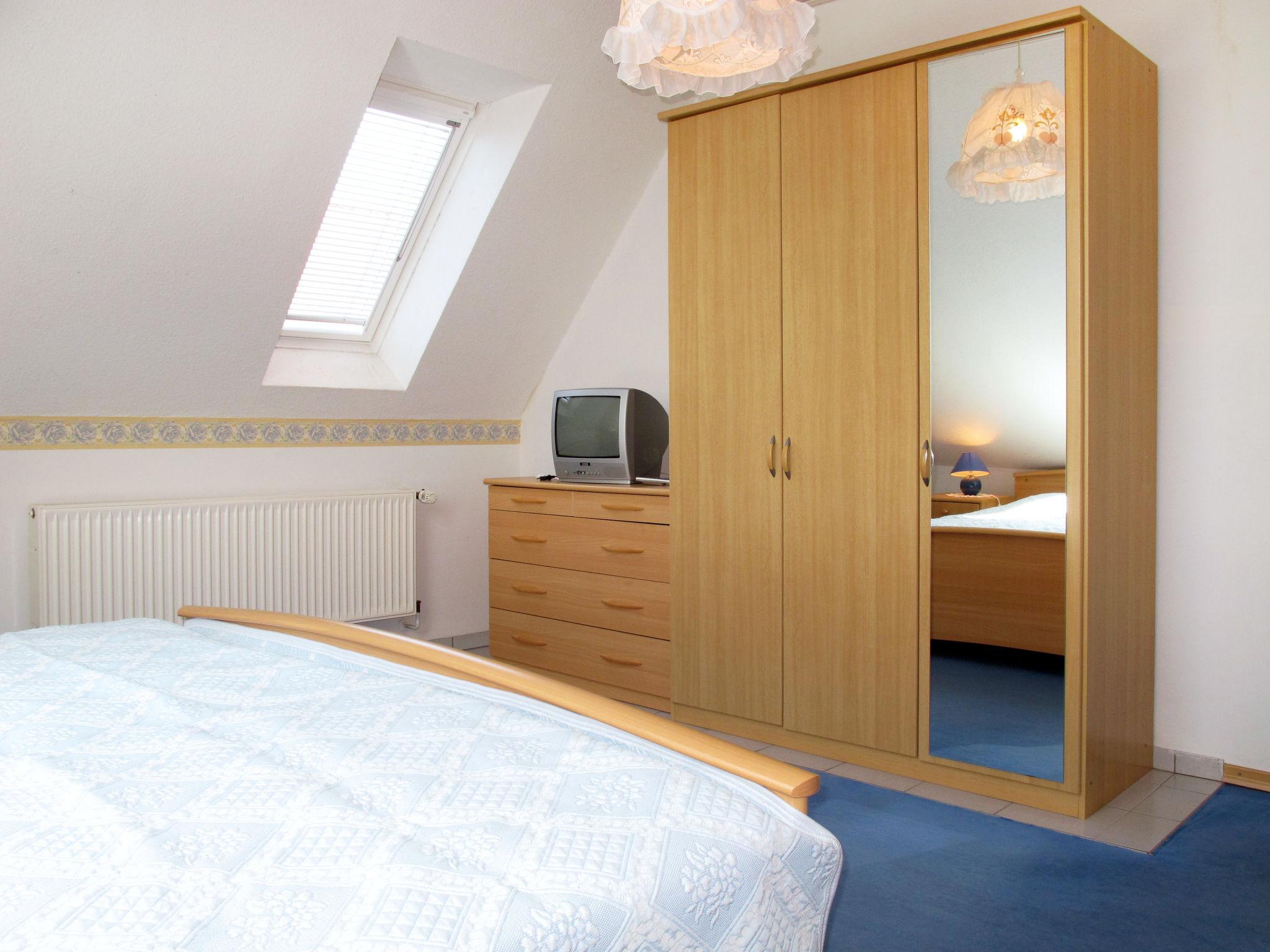 Foto 12 - Appartamento con 3 camere da letto a Wangerland con vista mare