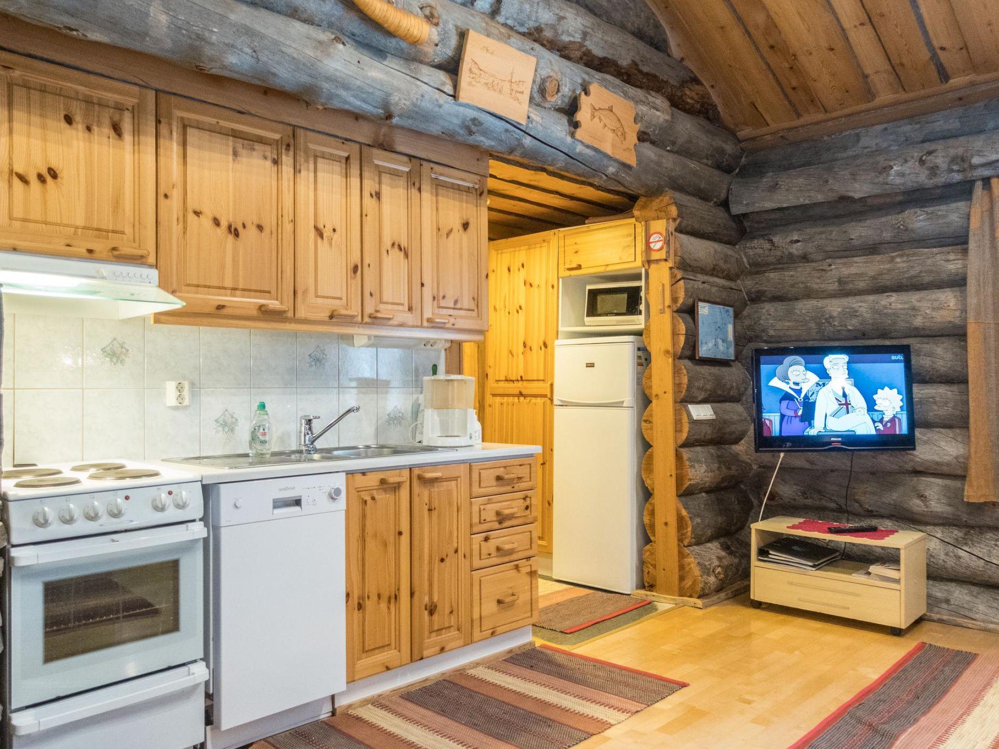 Foto 4 - Haus mit 1 Schlafzimmer in Kittilä mit sauna und blick auf die berge