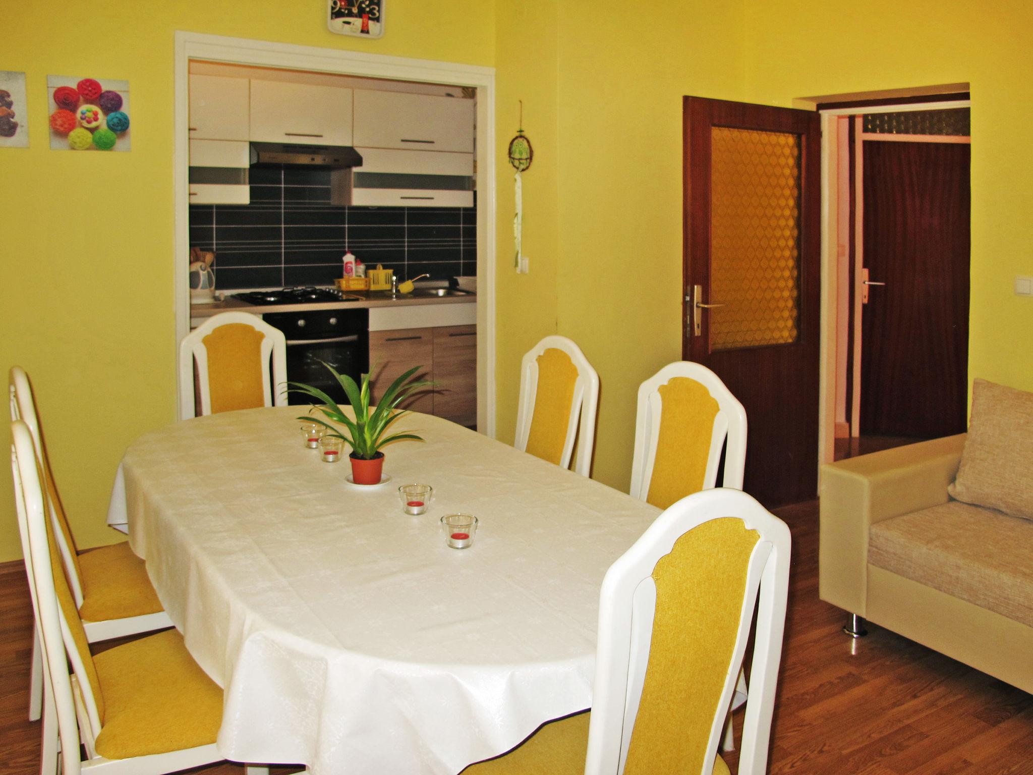 Photo 7 - 3 bedroom Apartment in Biograd na Moru with terrace and sea view