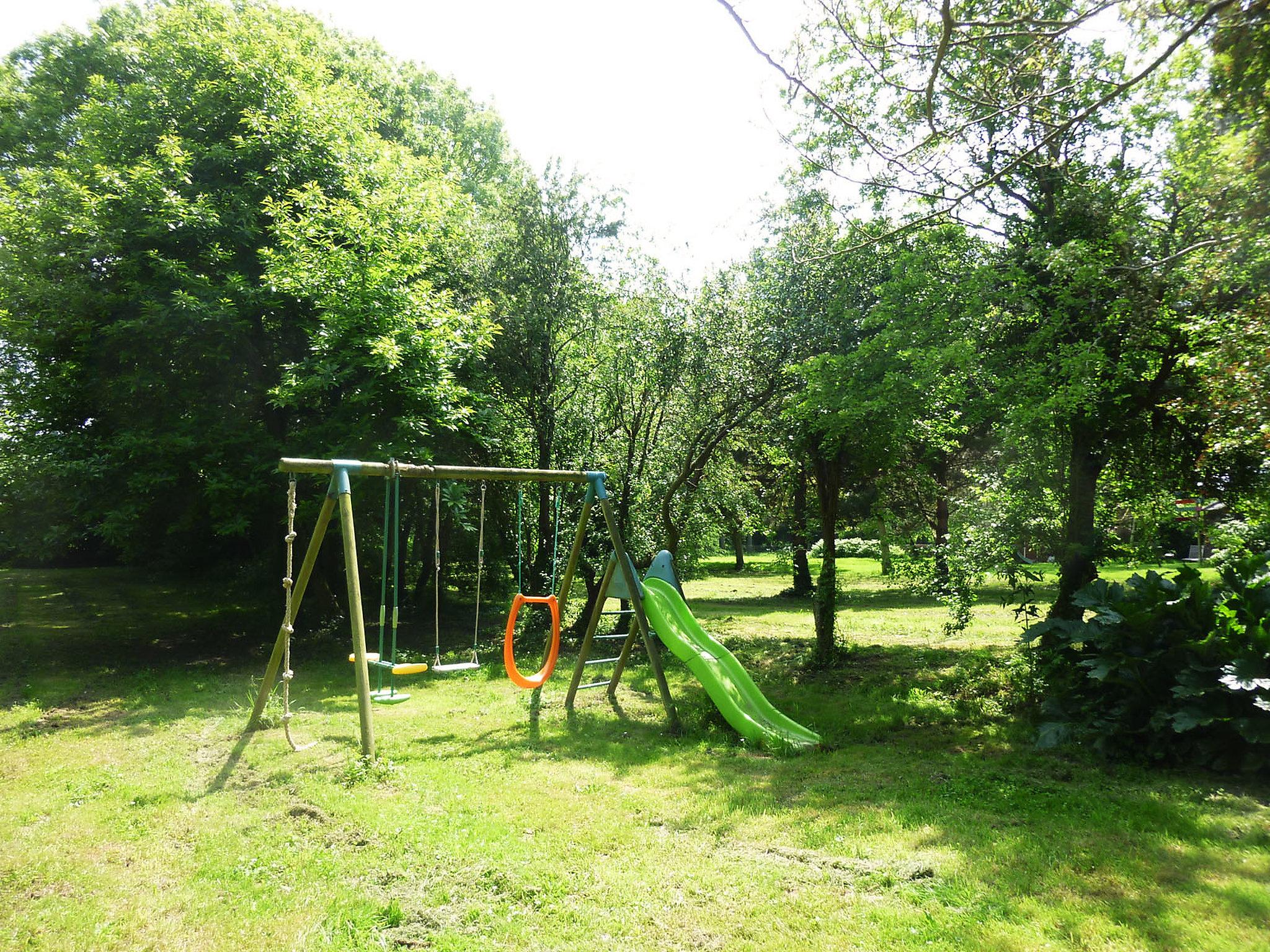 Photo 28 - Maison de 4 chambres à Saint-Pair-sur-Mer avec jardin et terrasse