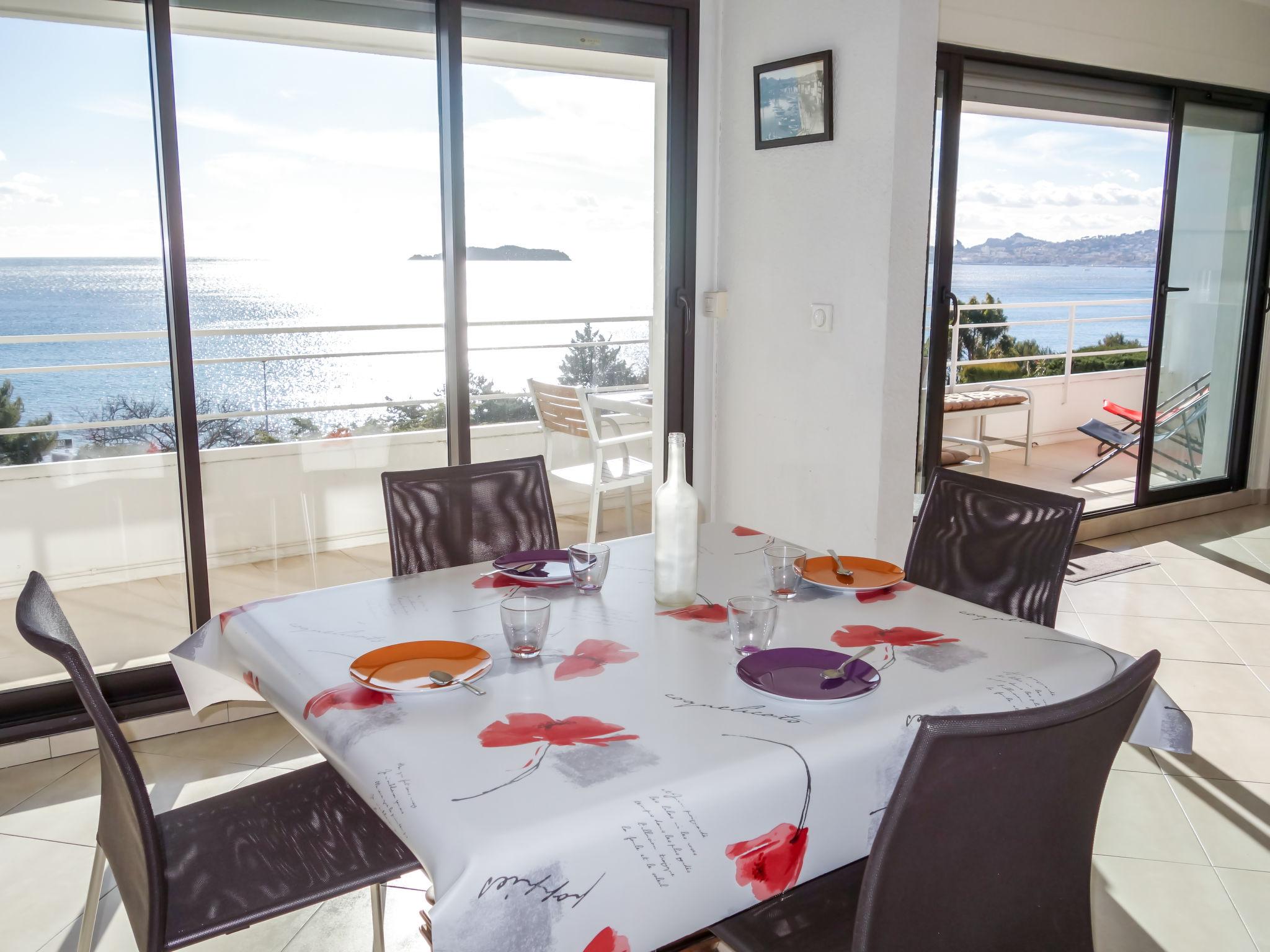 Photo 9 - Appartement de 2 chambres à La Ciotat avec terrasse et vues à la mer