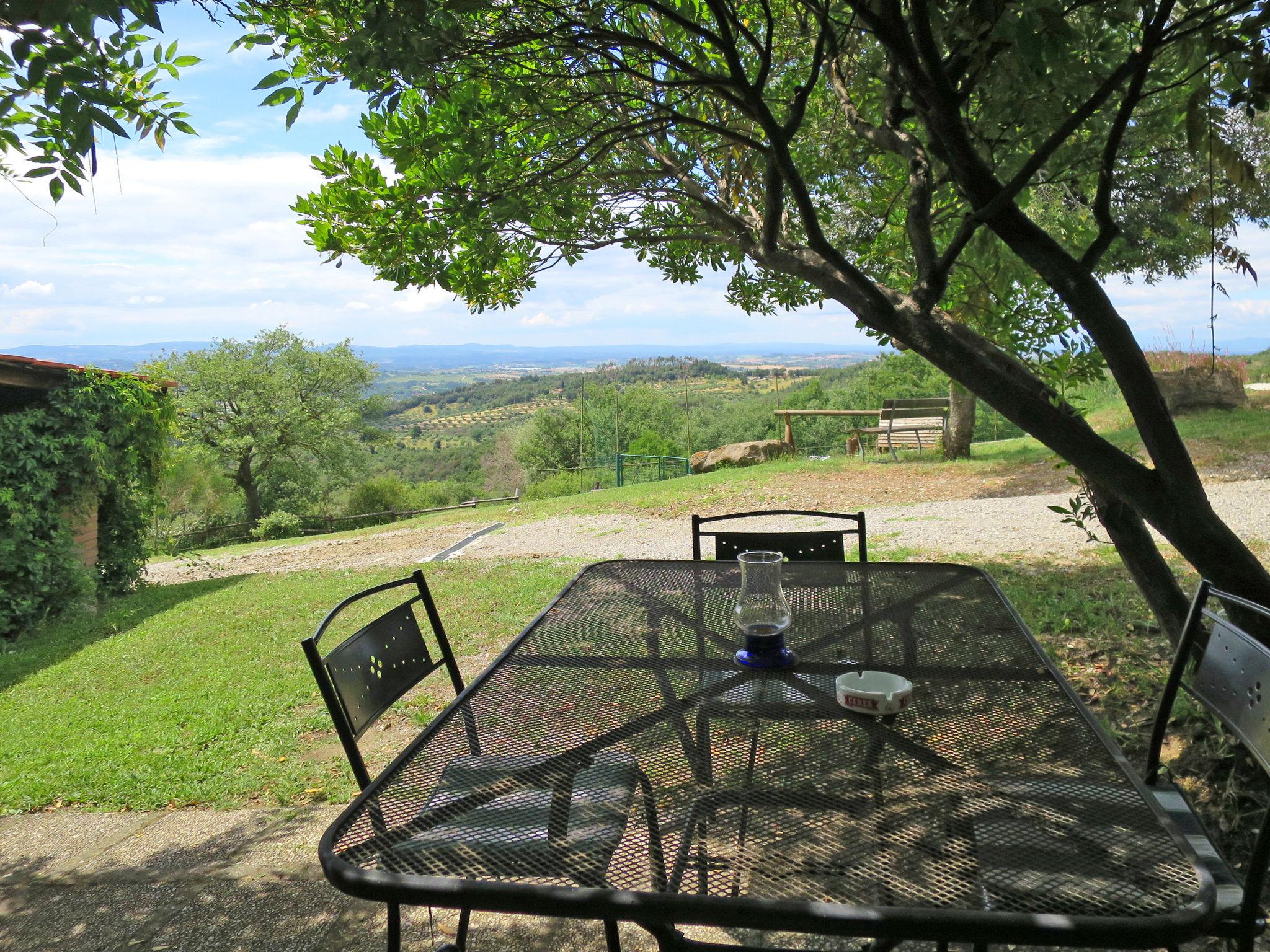 Foto 6 - Casa de 2 quartos em Paciano com piscina e vista para a montanha