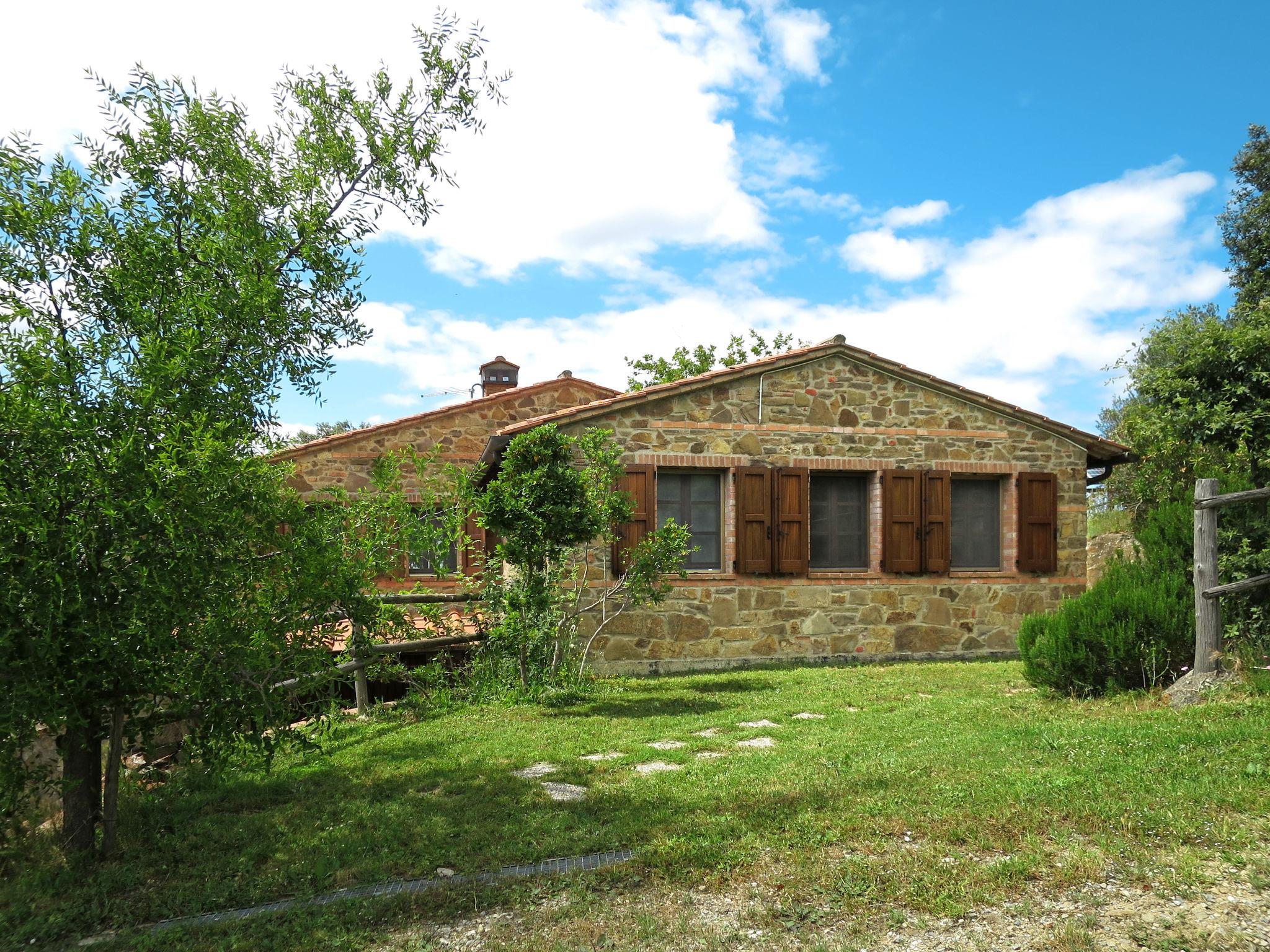 Foto 3 - Casa con 2 camere da letto a Paciano con piscina e vista sulle montagne