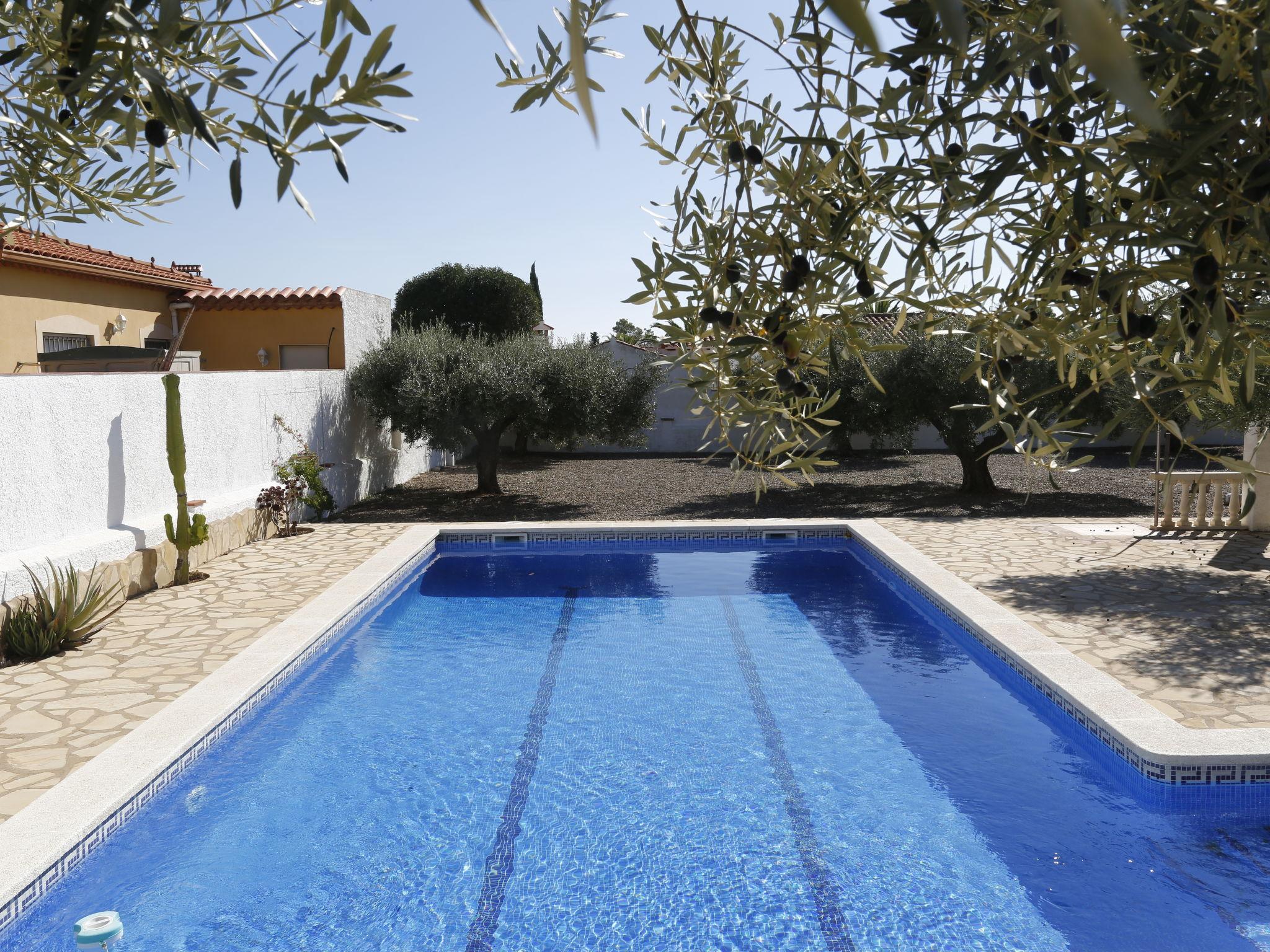 Photo 14 - Maison de 3 chambres à Mont-roig del Camp avec piscine privée et jardin